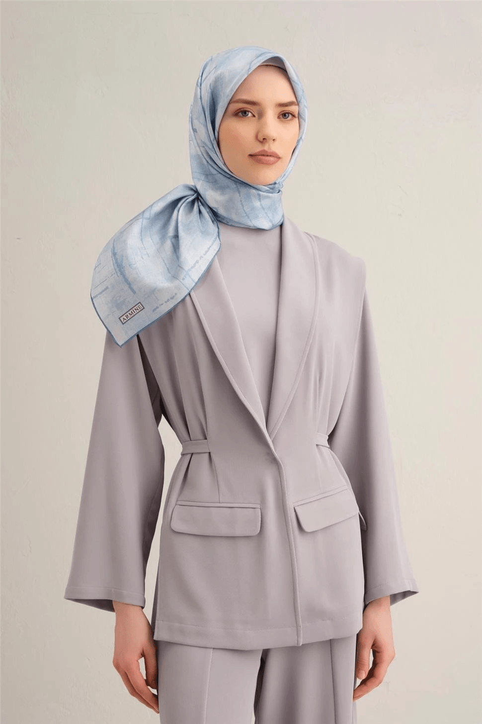 ARMİNE 2025 İLKBAHAR - YAZ - DJ SAF İPEK EŞARP ( SURA)-9339