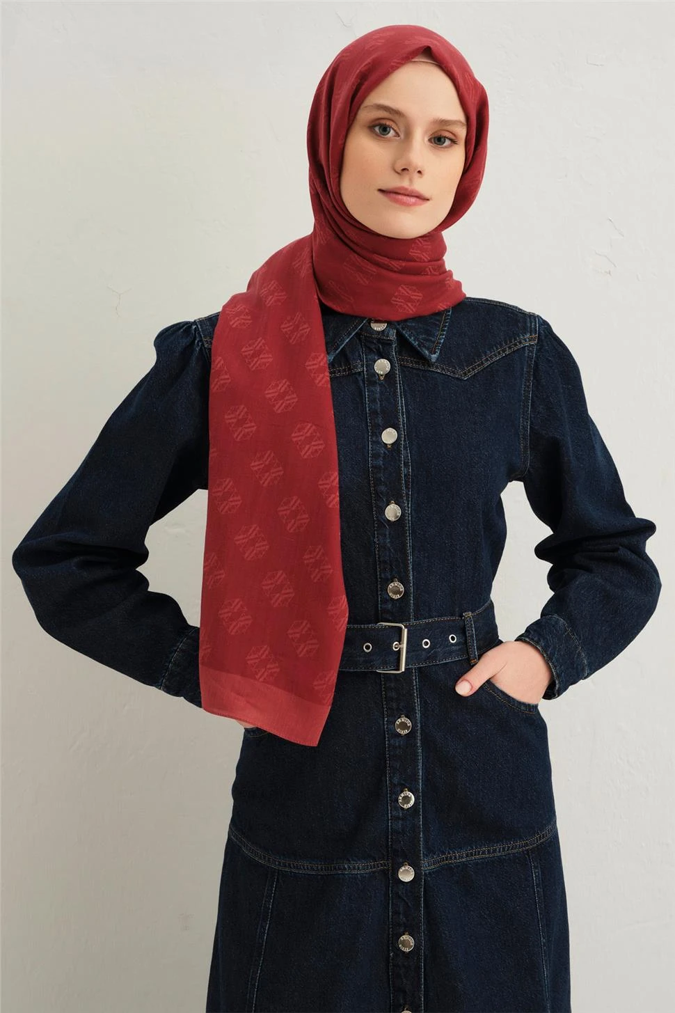 Armine Tensel İpek Minimal Monogram Desen Şal 1