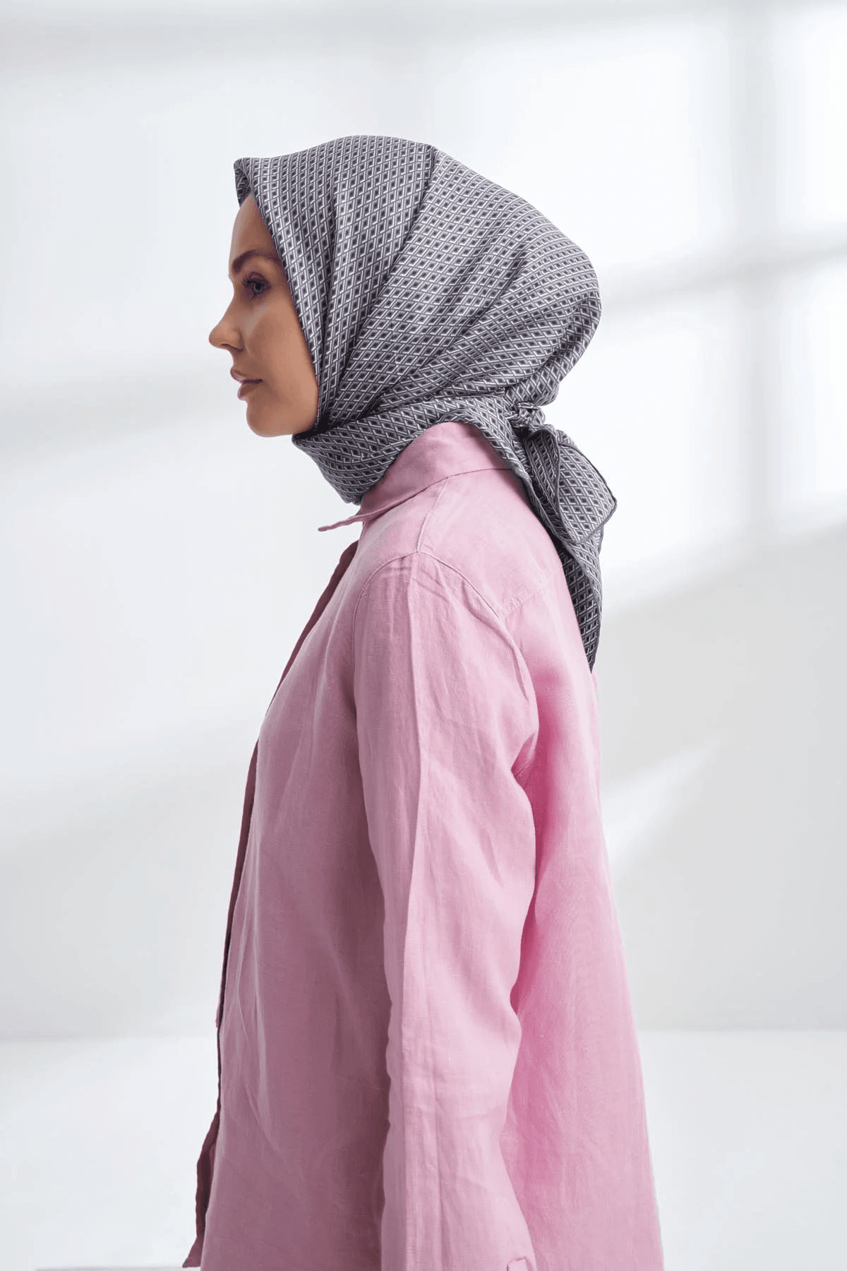 ARMANDA NOIRE DESEN TWİLL İPEK EŞARP - 4303