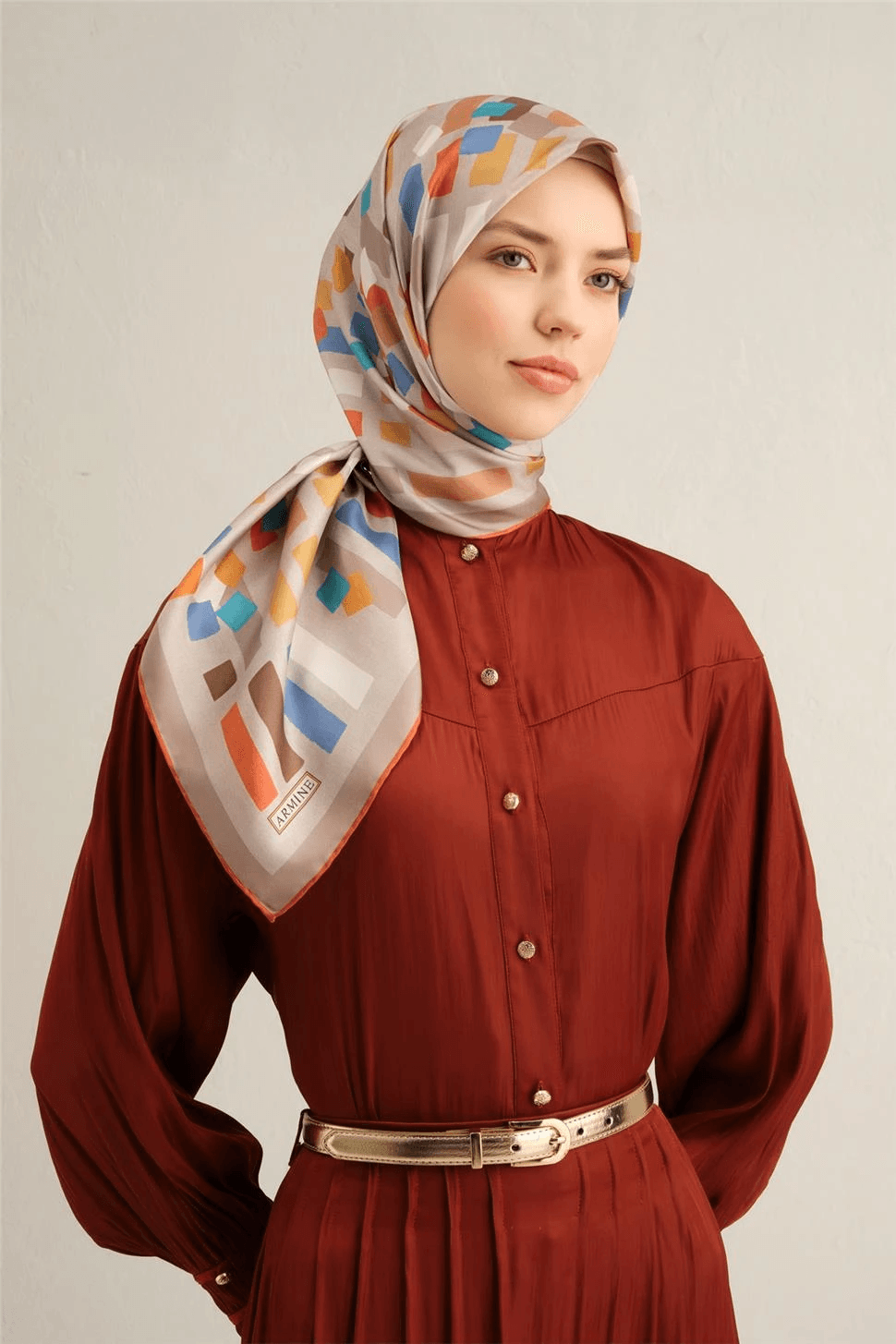 Armine Çiçek Desenli Saf İpek Sura Eşarp 9341