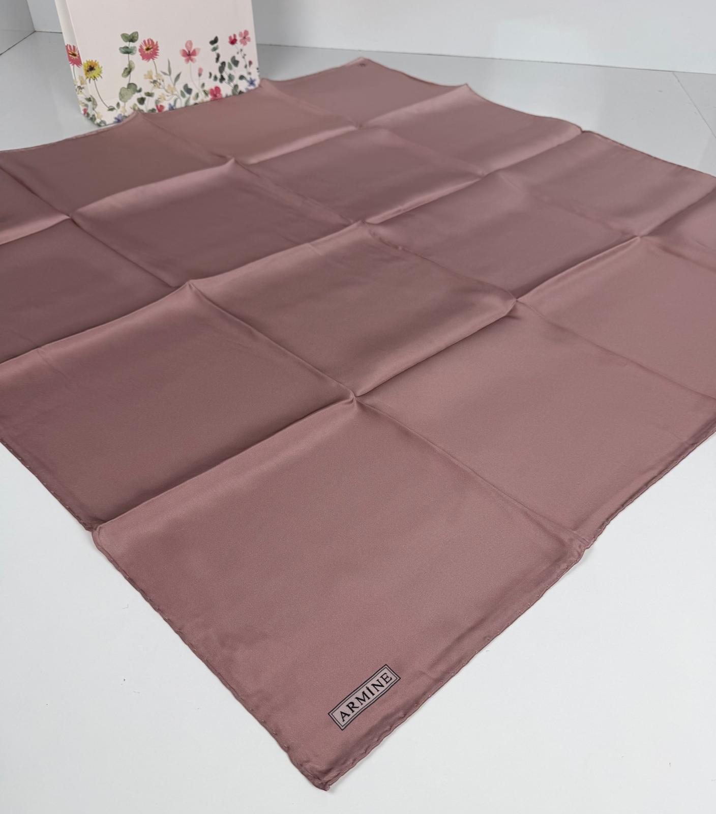 ARMİNE DJ SAF İPEK EŞARP (NOSTALJİ SURA) 8971D