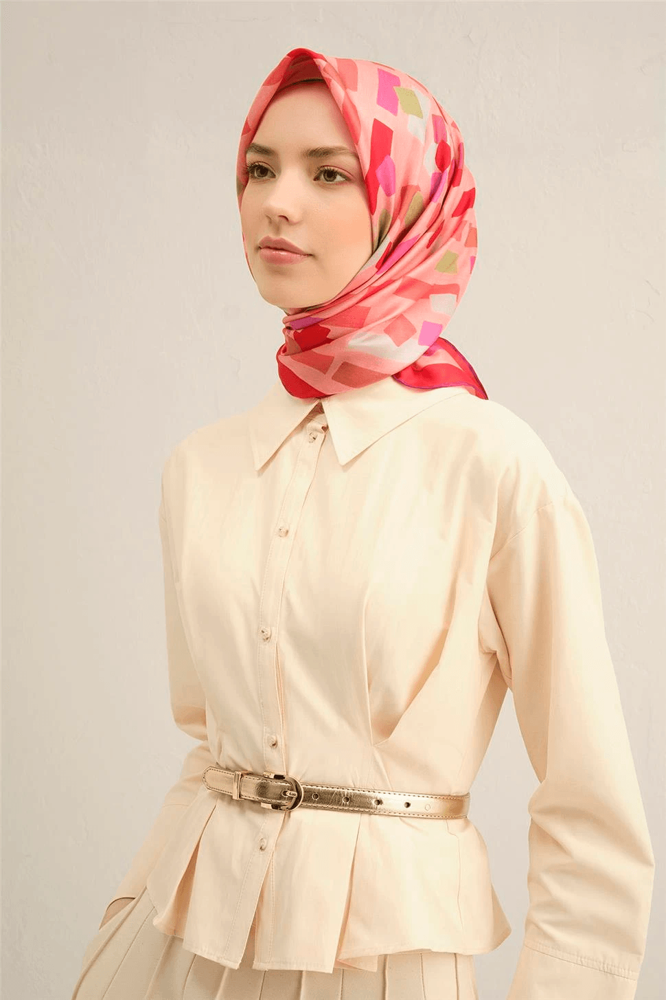 Armine Çiçek Desenli Saf İpek Sura Eşarp 9341