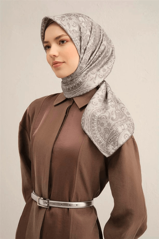 ARMİNE 2025 İLKBAHAR - YAZ - DJ SAF İPEK EŞARP 9304D01 ( SURA)-9304