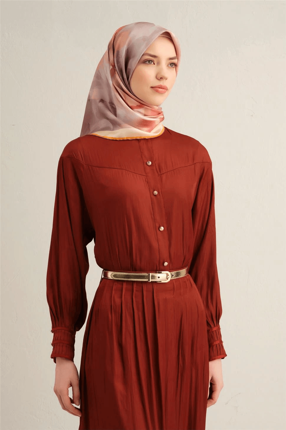 ARMİNE 2025 İLKBAHAR - YAZ - DJ SAF İPEK EŞARP ( SURA)-9310
