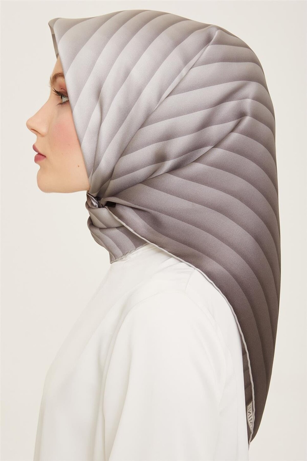 Armine 90x90 Sura İpek Eşarp 24ya9150 87