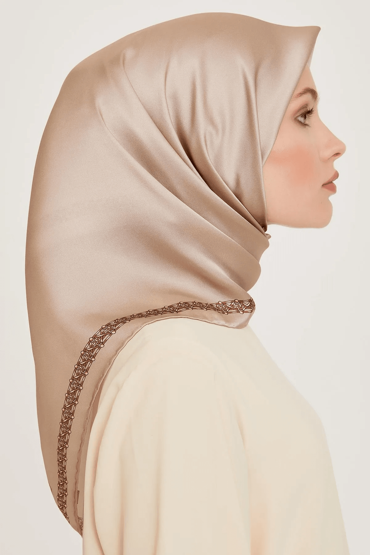 ARMİNE DJ SAF İPEK EŞARP 9260D (S) ( SURA)
