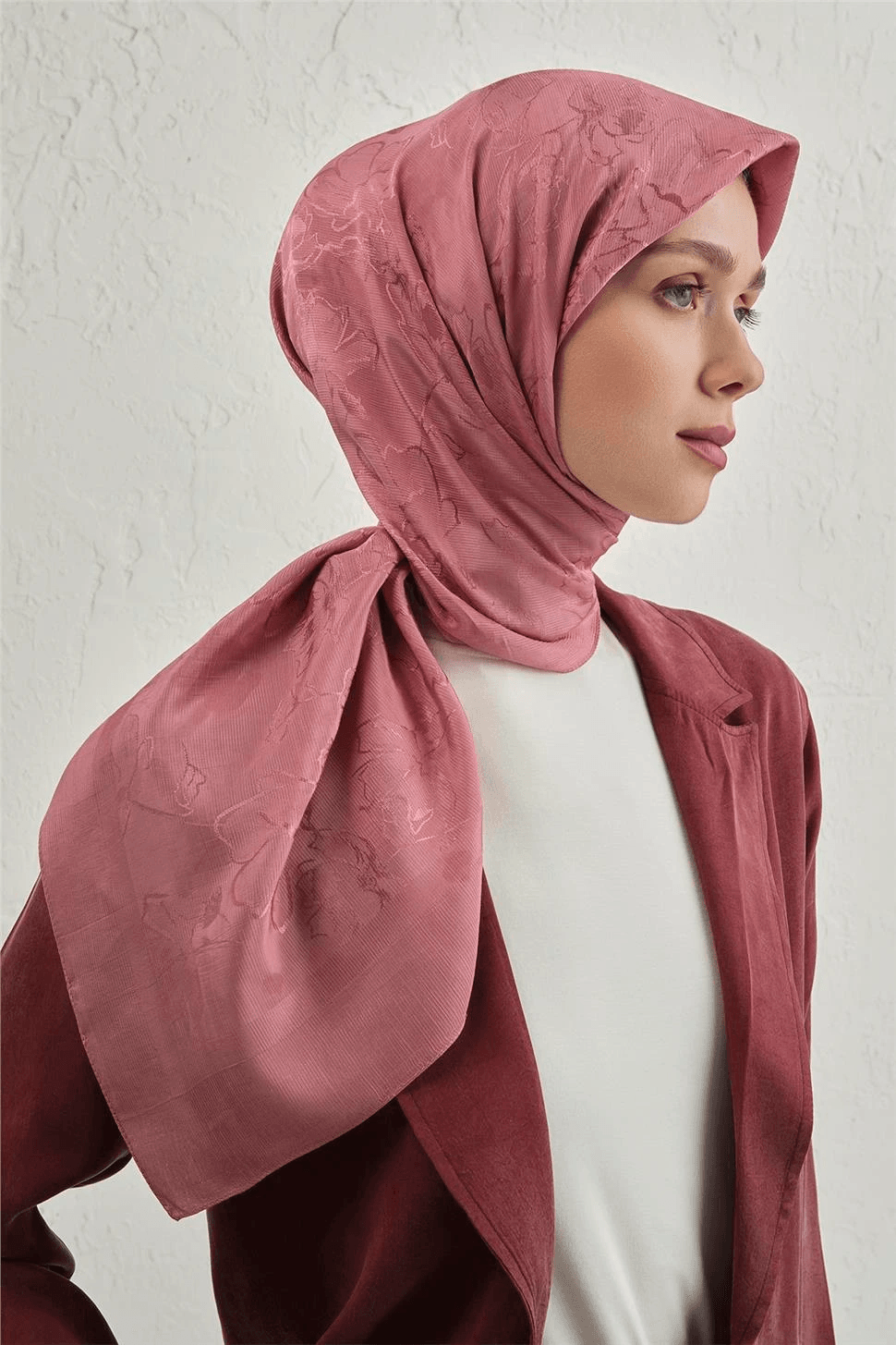 Pembe -37