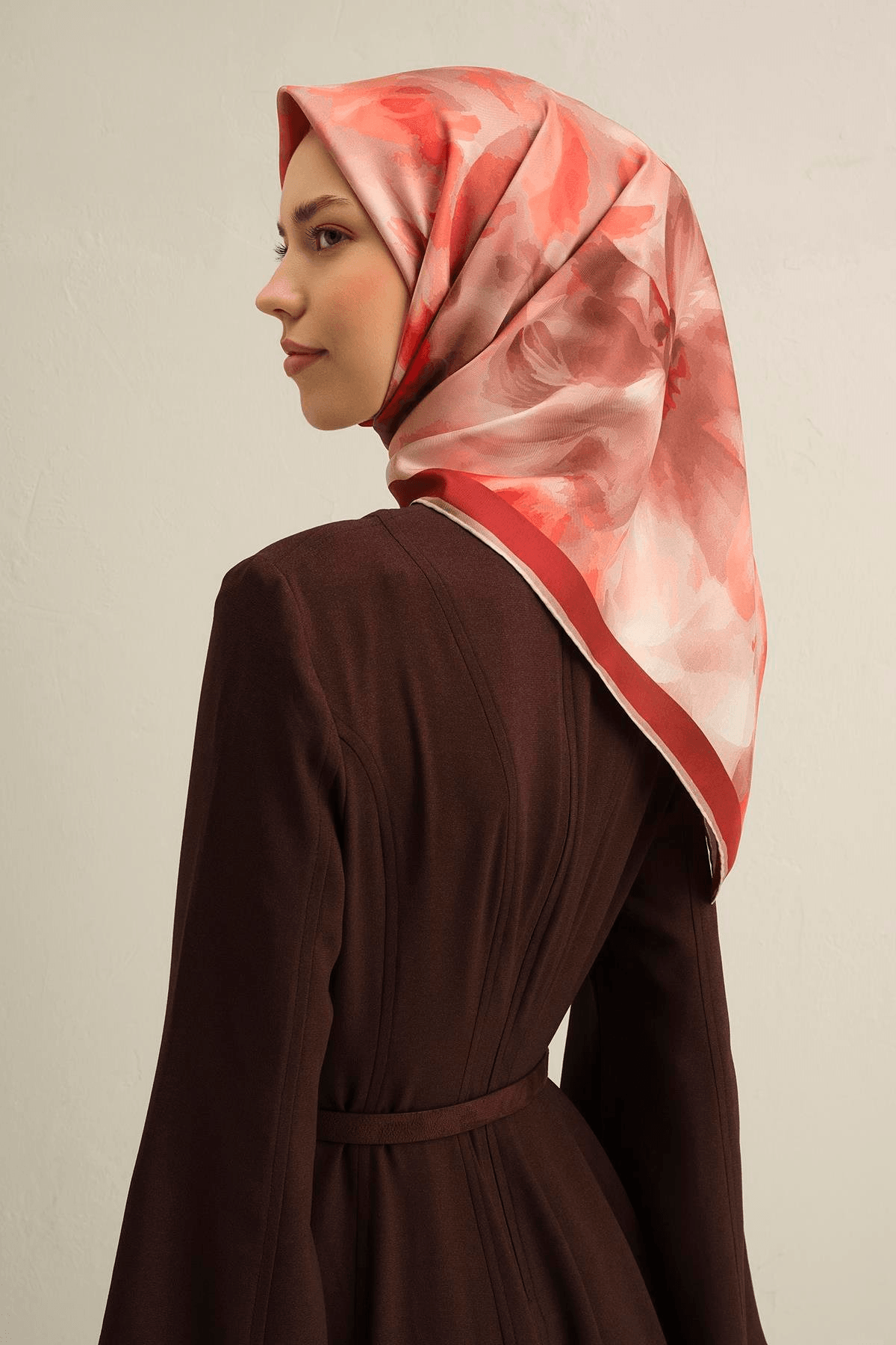 Armine Çiçek Desenli Saf İpek Sura Eşarp 9310D 85