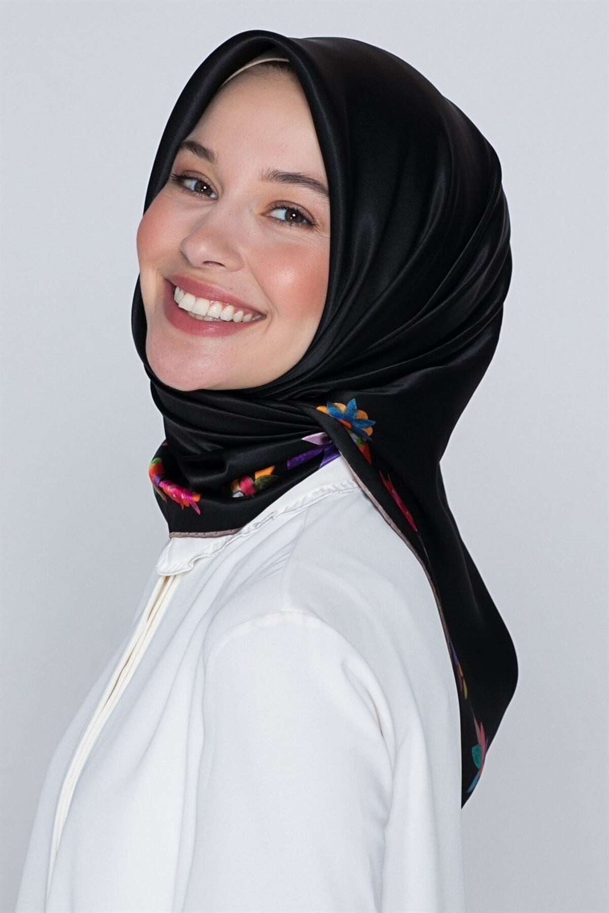 Armine Özel Nostalji Serisi Sura Ipek Eşarp Modelleri 8064d 09
