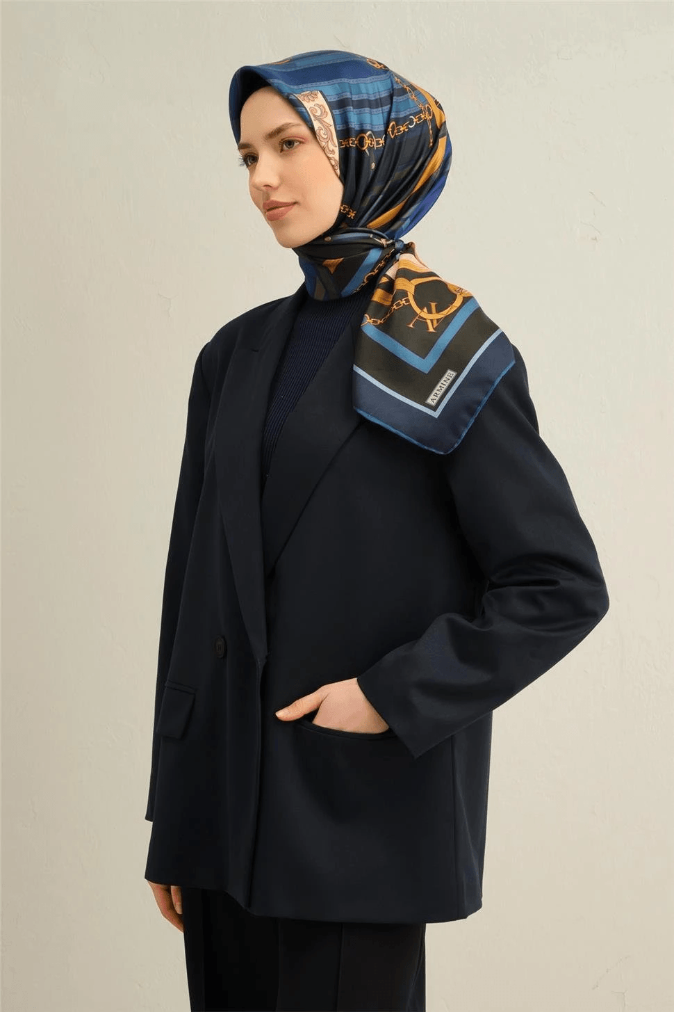 ARMİNE 2025 İLKBAHAR - YAZ - DJ SAF İPEK EŞARP ( SURA)-34355152818384