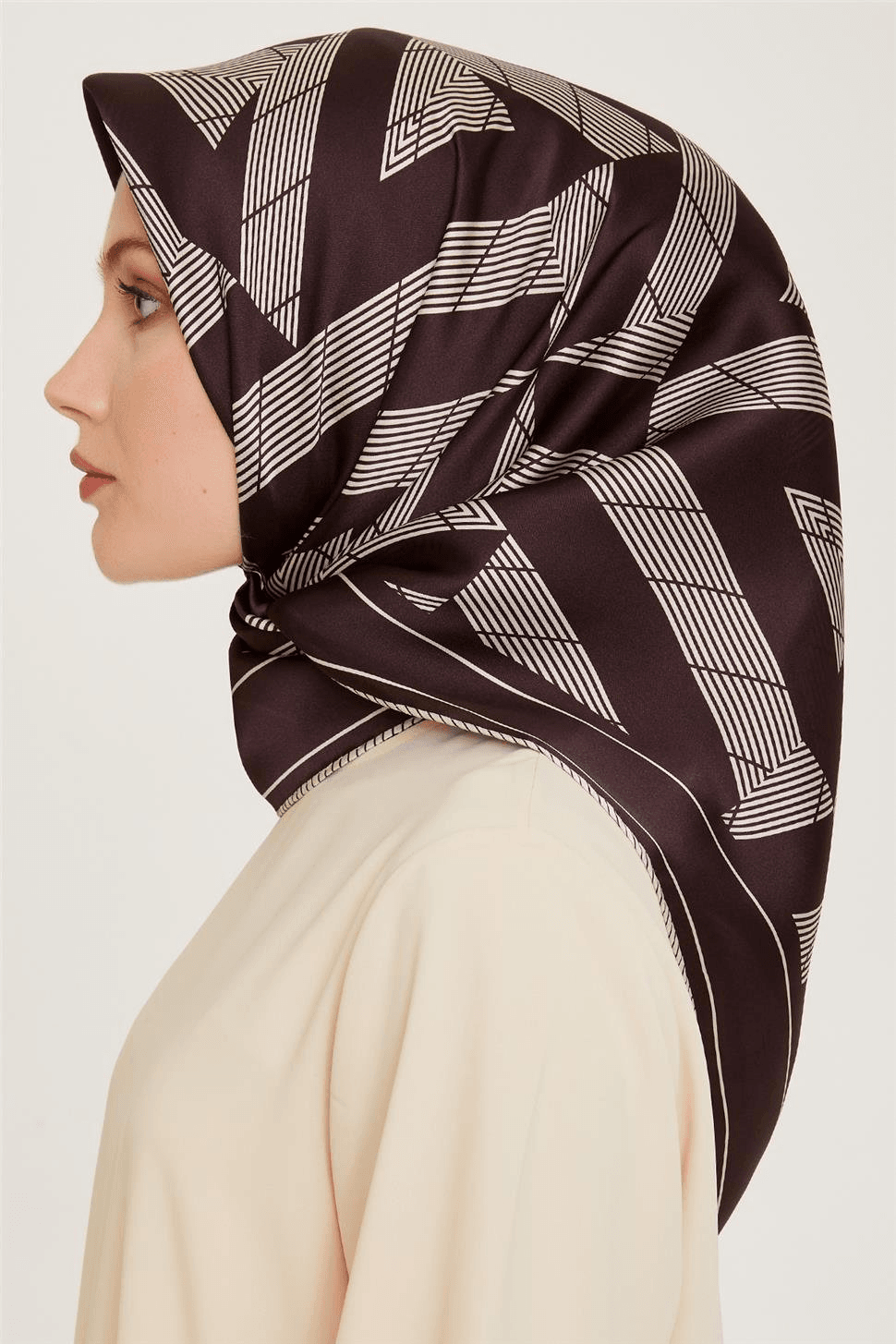 Armine Sura İpek Eşarp 9255D (S )