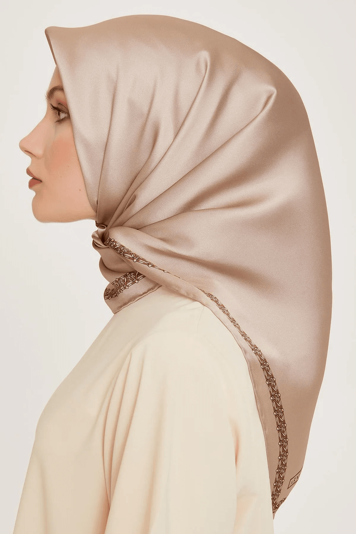 ARMİNE DJ SAF İPEK EŞARP 9260D (S) ( SURA)