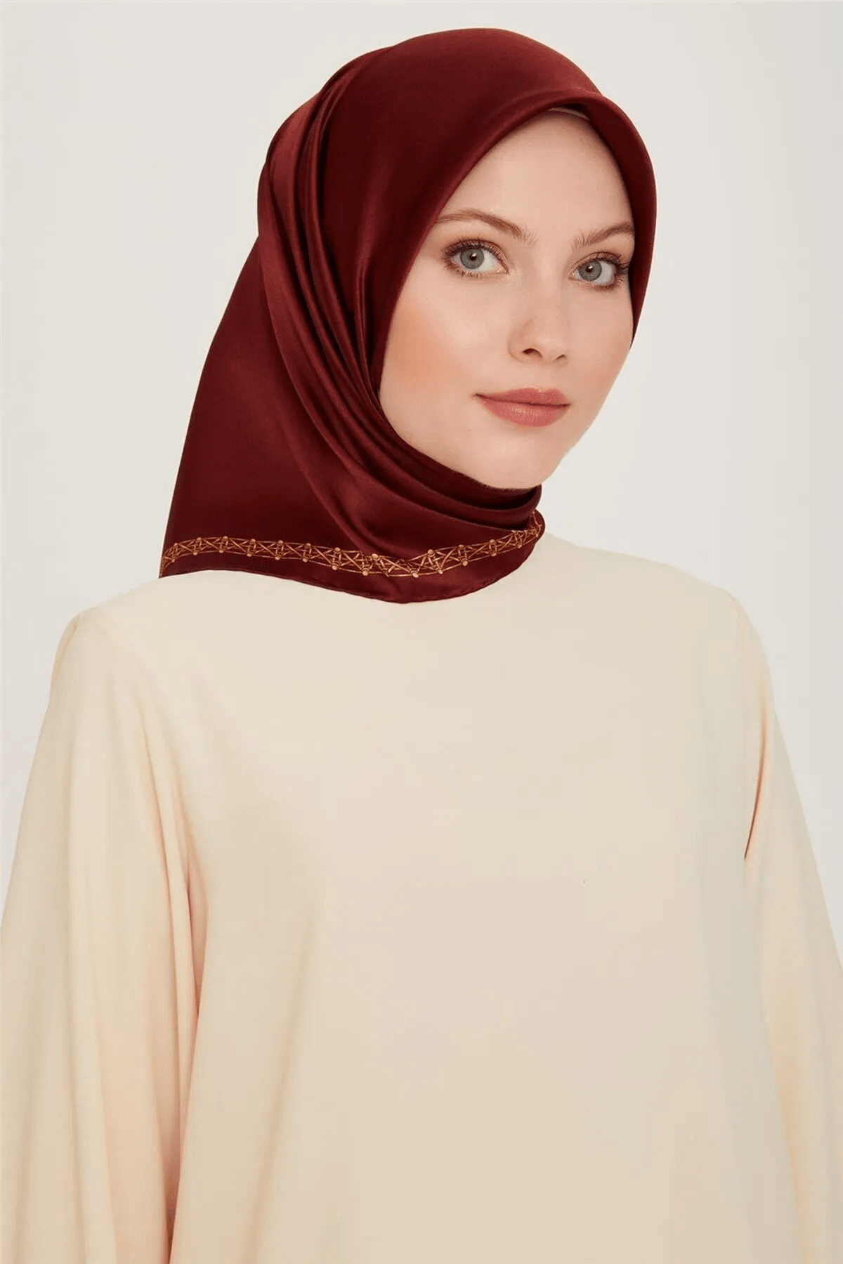 ARMİNE DJ SAF İPEK EŞARP 9260D (S) ( SURA)