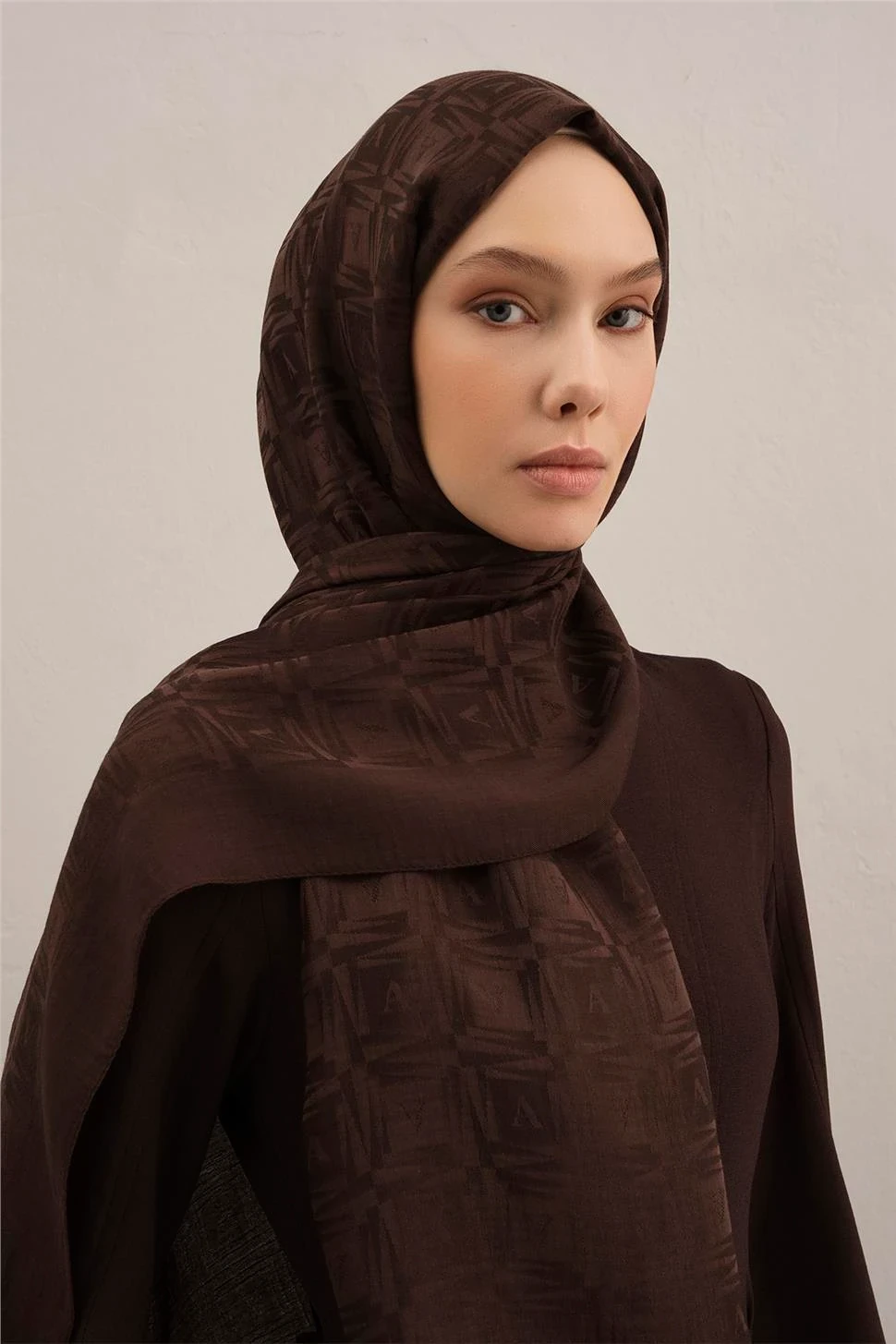 Armine Lyocell Naia Kare Monogram Şal 6