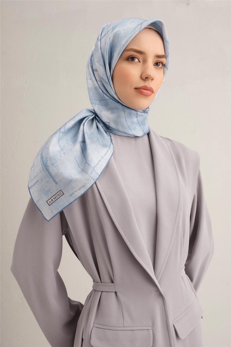 ARMİNE 2025 İLKBAHAR - YAZ - DJ SAF İPEK EŞARP ( SURA)-9339