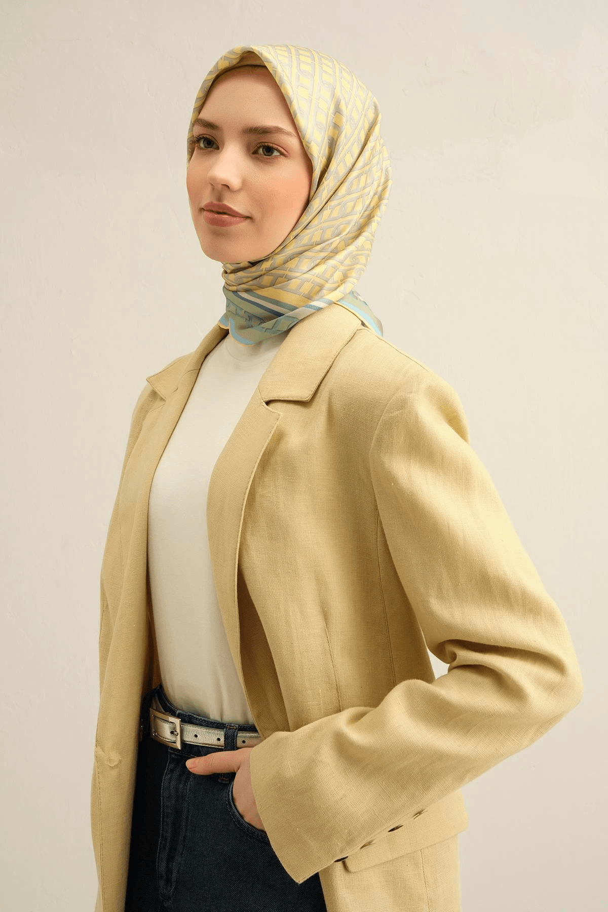 Sarı