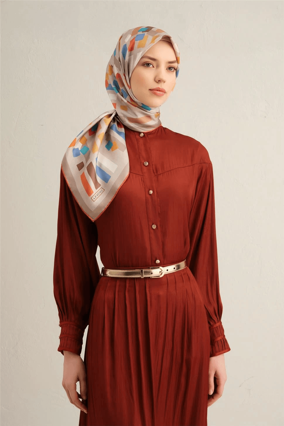 Armine Çiçek Desenli Saf İpek Sura Eşarp 9341