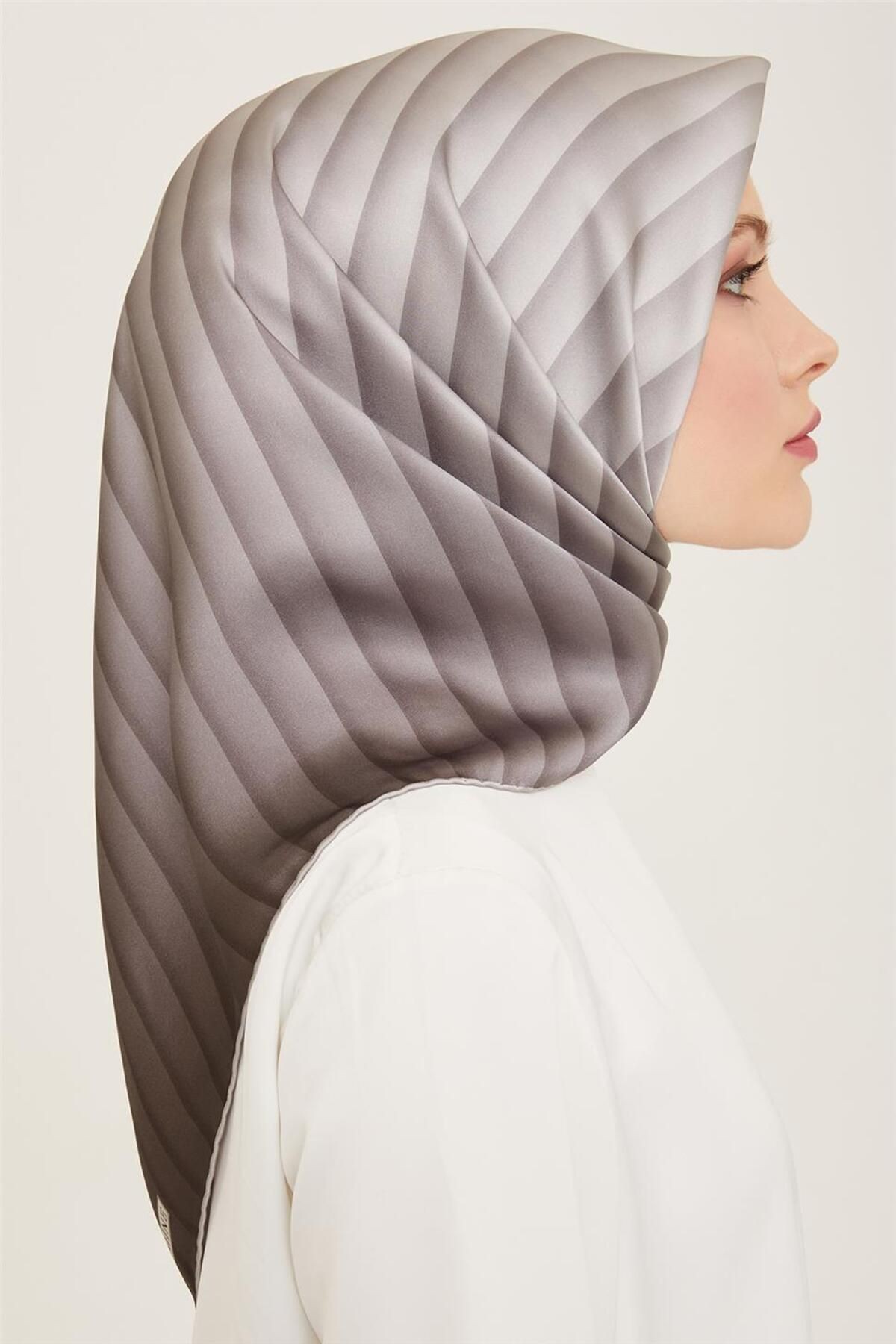 Armine 90x90 Sura İpek Eşarp 24ya9150 87