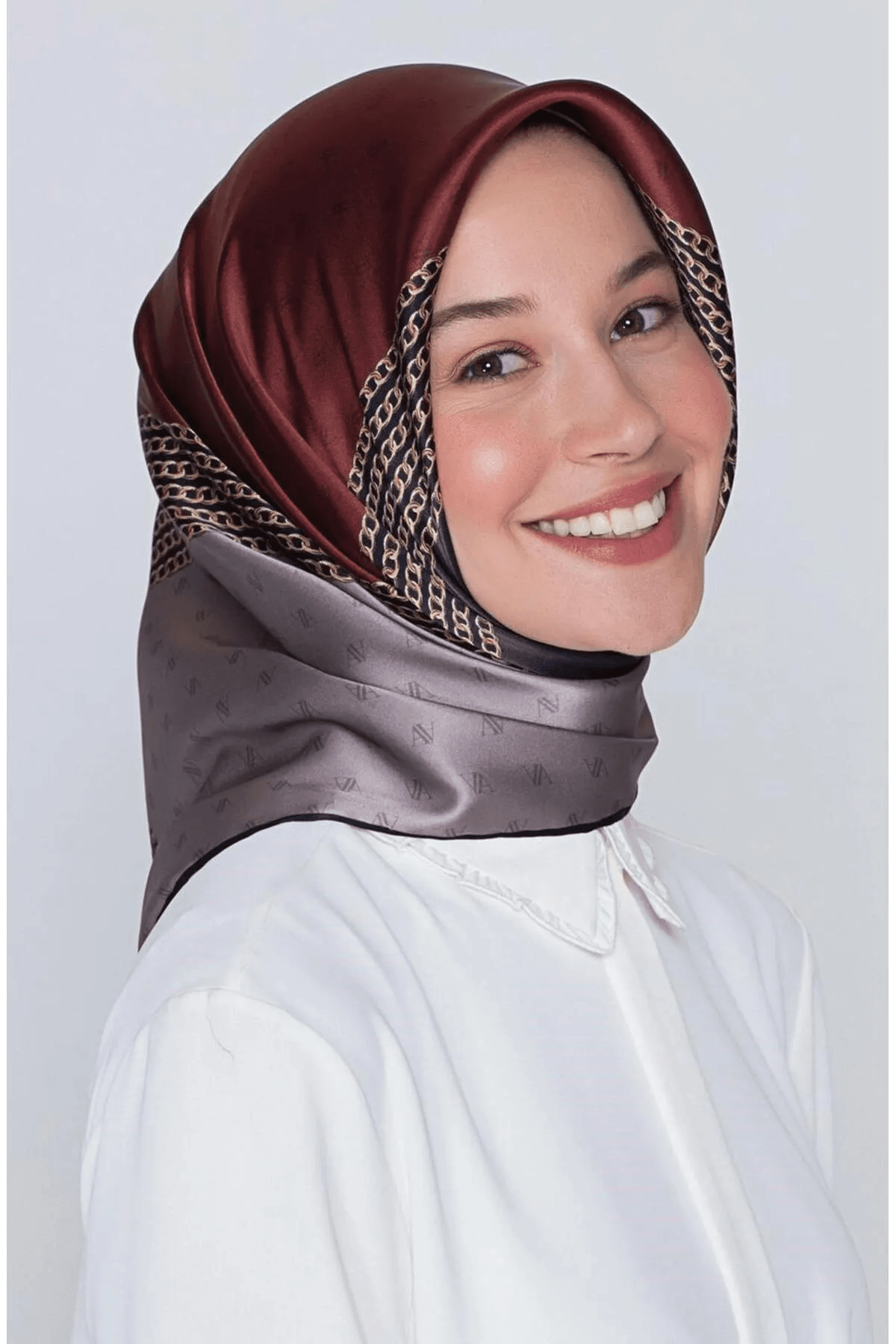 ARMİNE SURA SAF İPEK EŞARP 8113D( S) (NOSTALJİ SURA)
