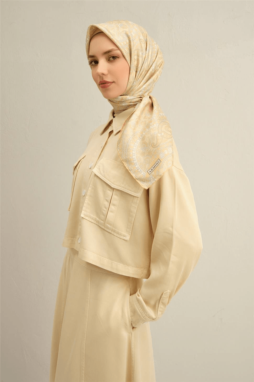 Armine Çiçek Desenli Saf İpek Sura Eşarp 9304-53