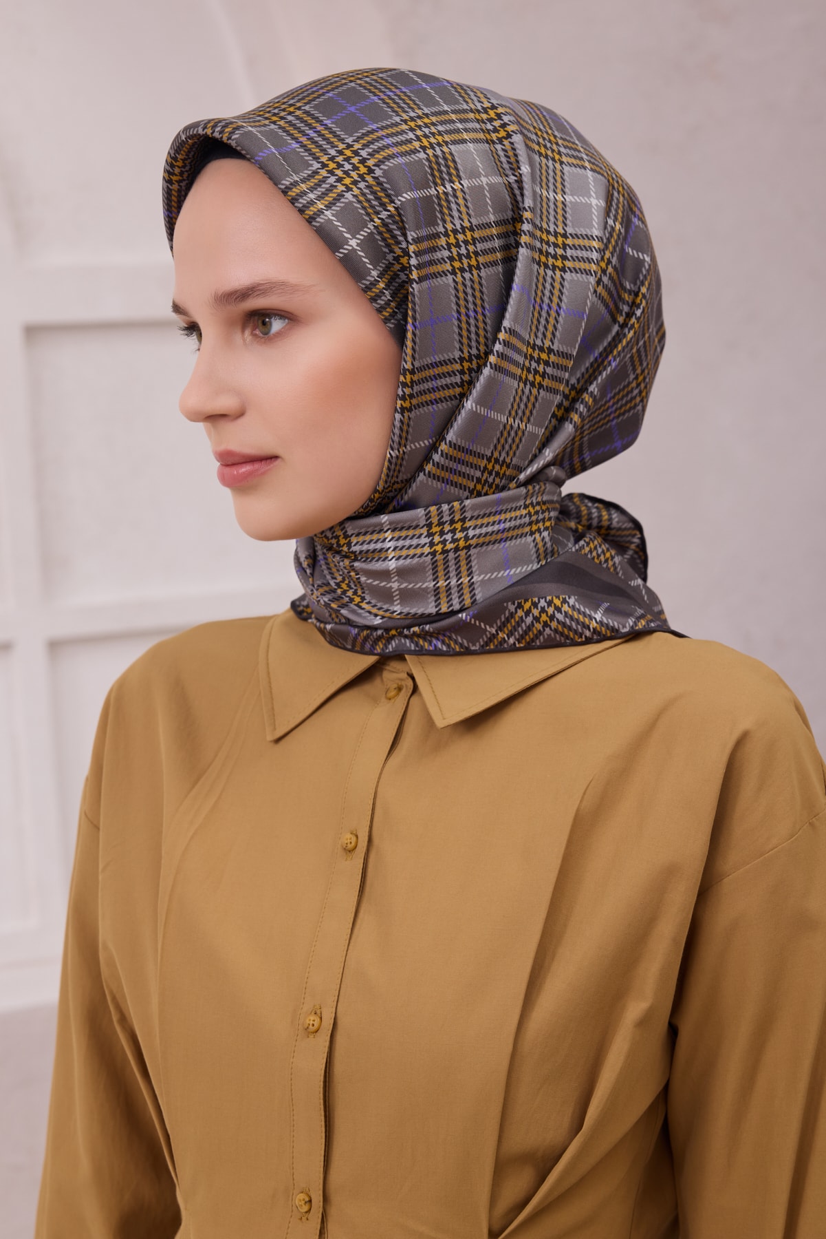 Belli Ekose Desen İpek Twill Eşarp 4218D01