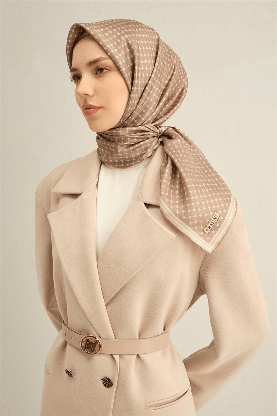 ARMİNE 2025 İLKBAHAR - YAZ - DJ SAF İPEK EŞARP ( SURA)-9345D02