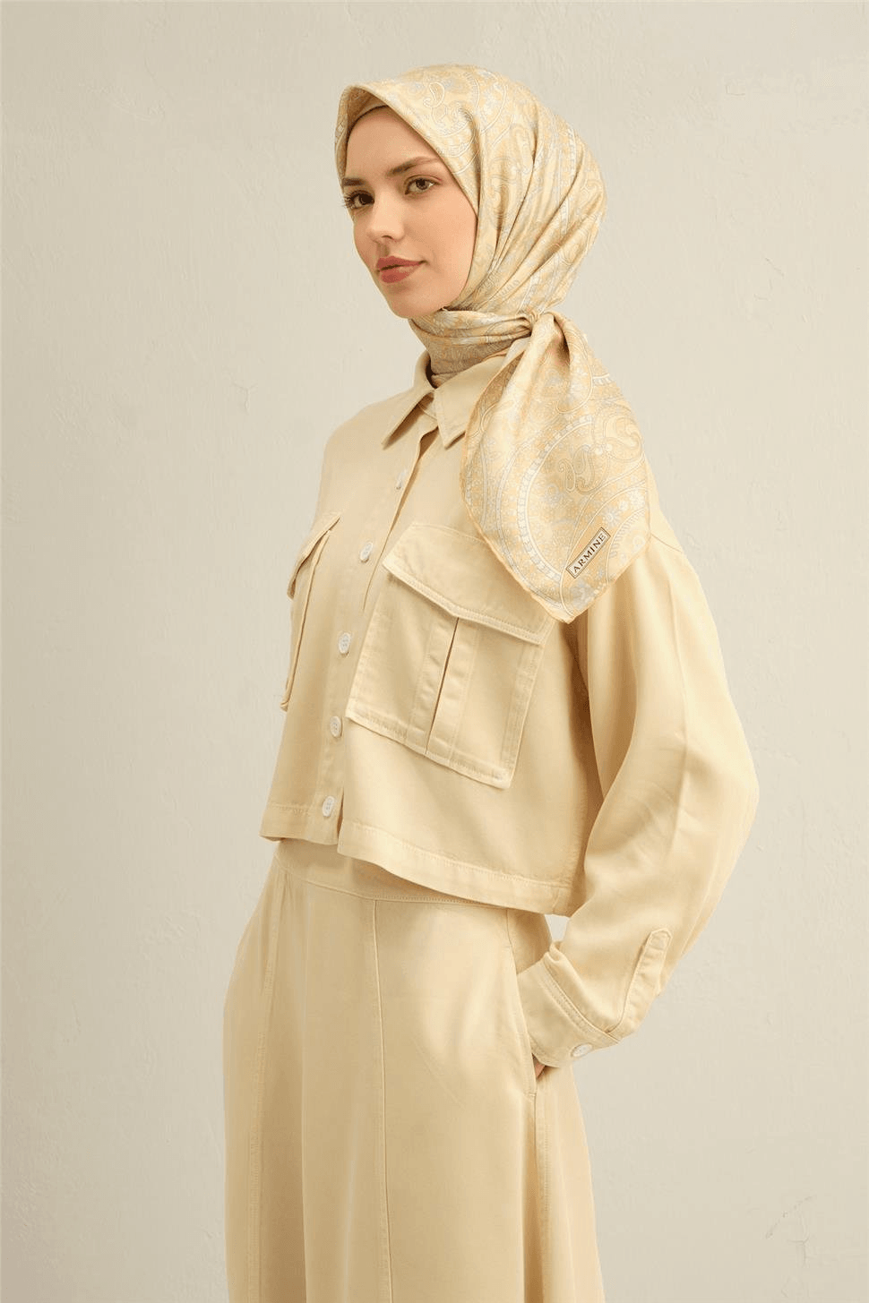Armine Çiçek Desenli Saf İpek Sura Eşarp 9304-53