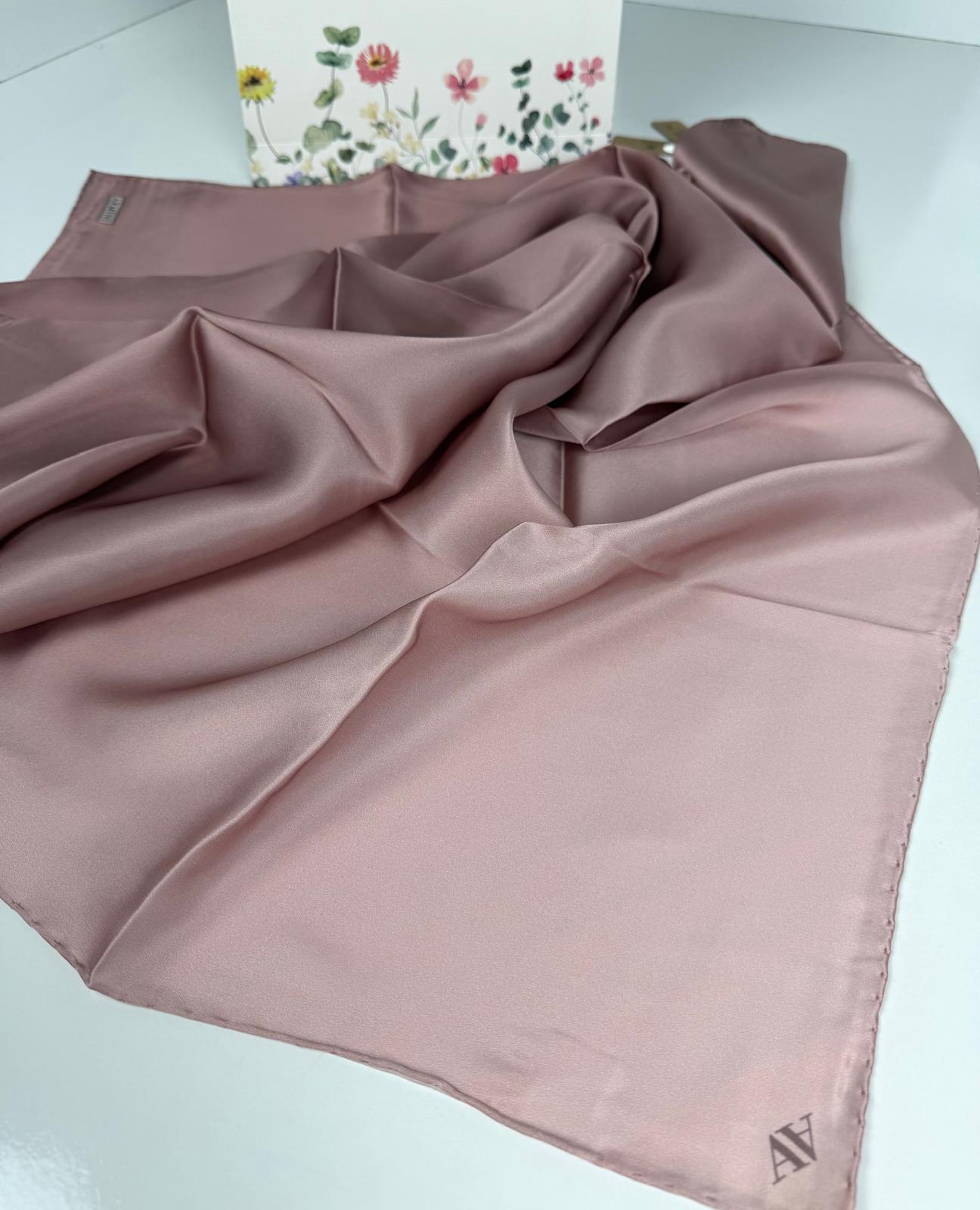 ARMİNE DJ SAF İPEK EŞARP (NOSTALJİ SURA) 8971D