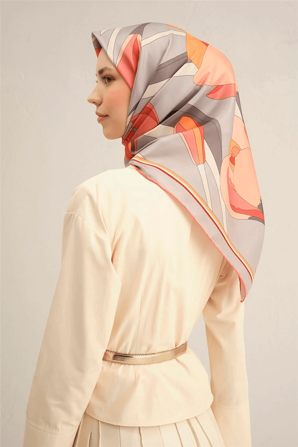 Armine Çiçek Desenli Saf İpek Sura Eşarp -9302D