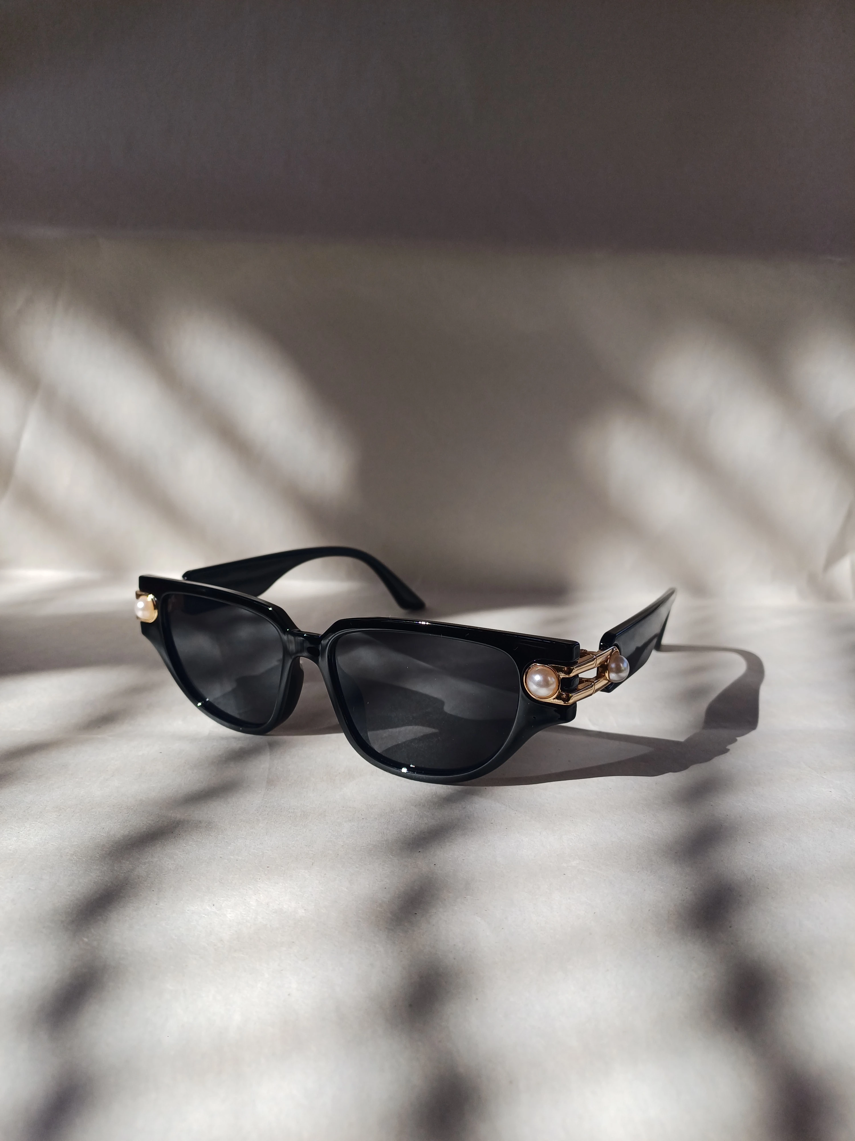 Femme İnci Detaylı Güneş Gözlüğü