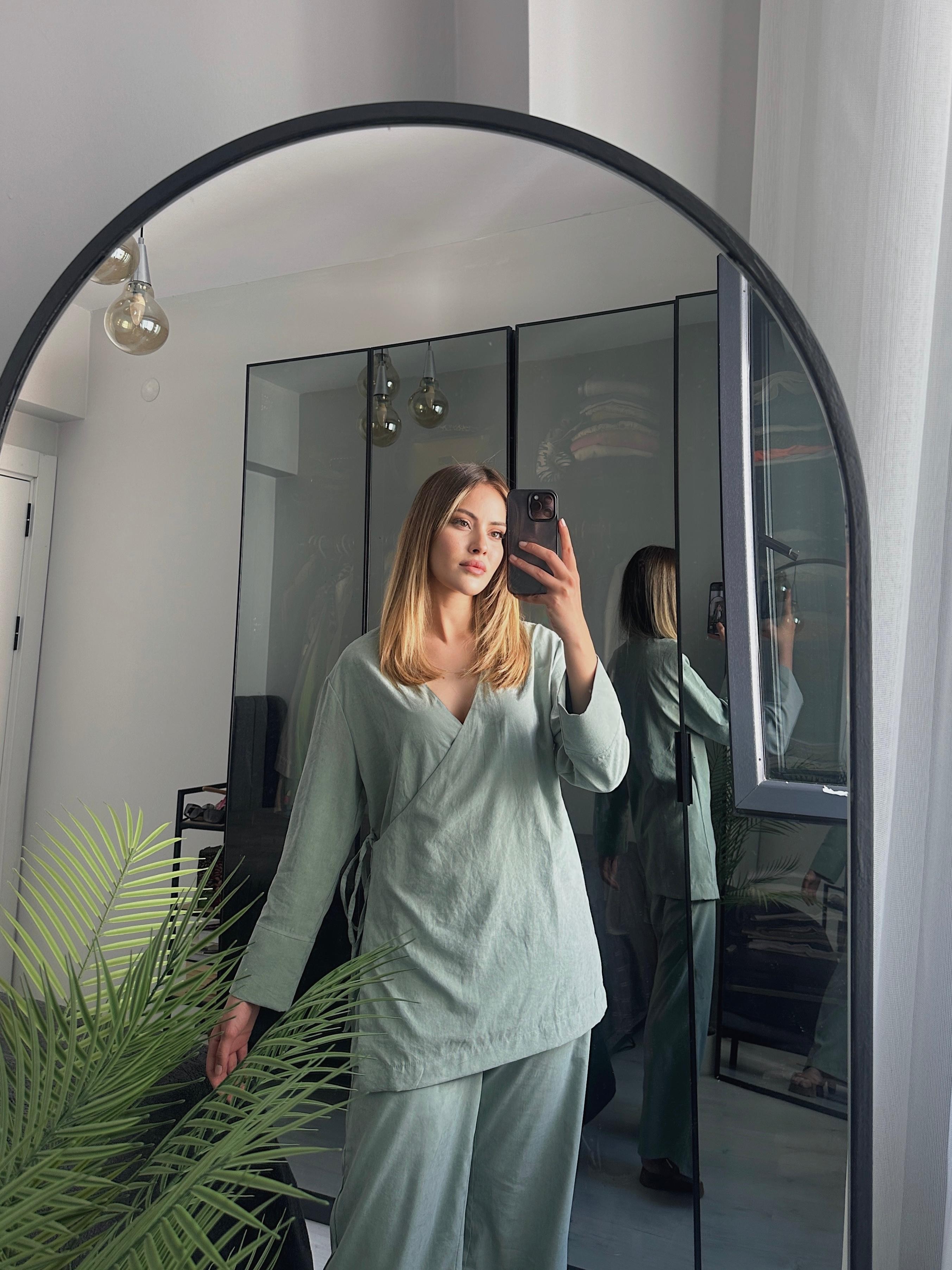 V Yaka Bağlamalı Kimono Takım