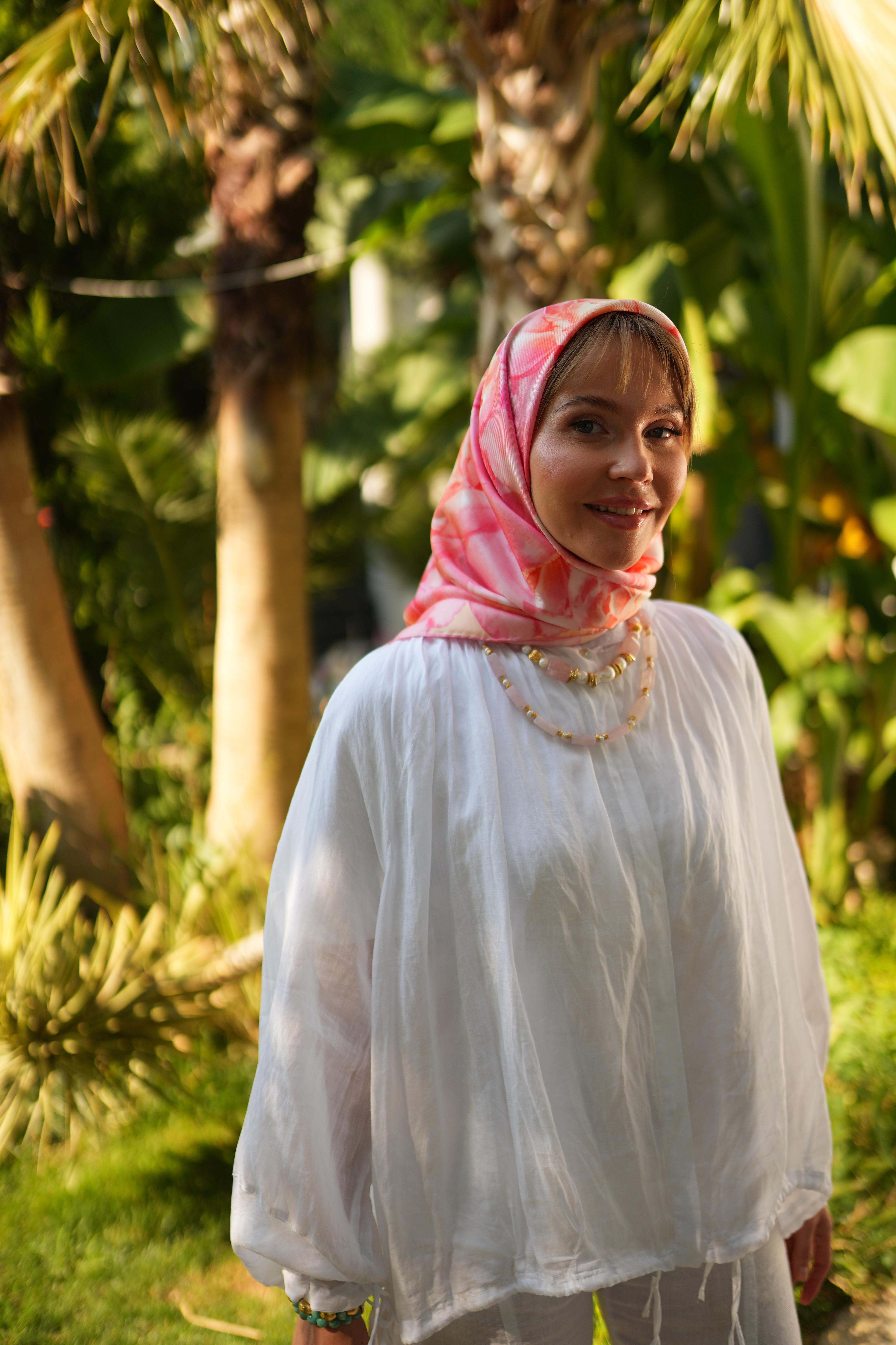 Gül Hasadı Eşarp