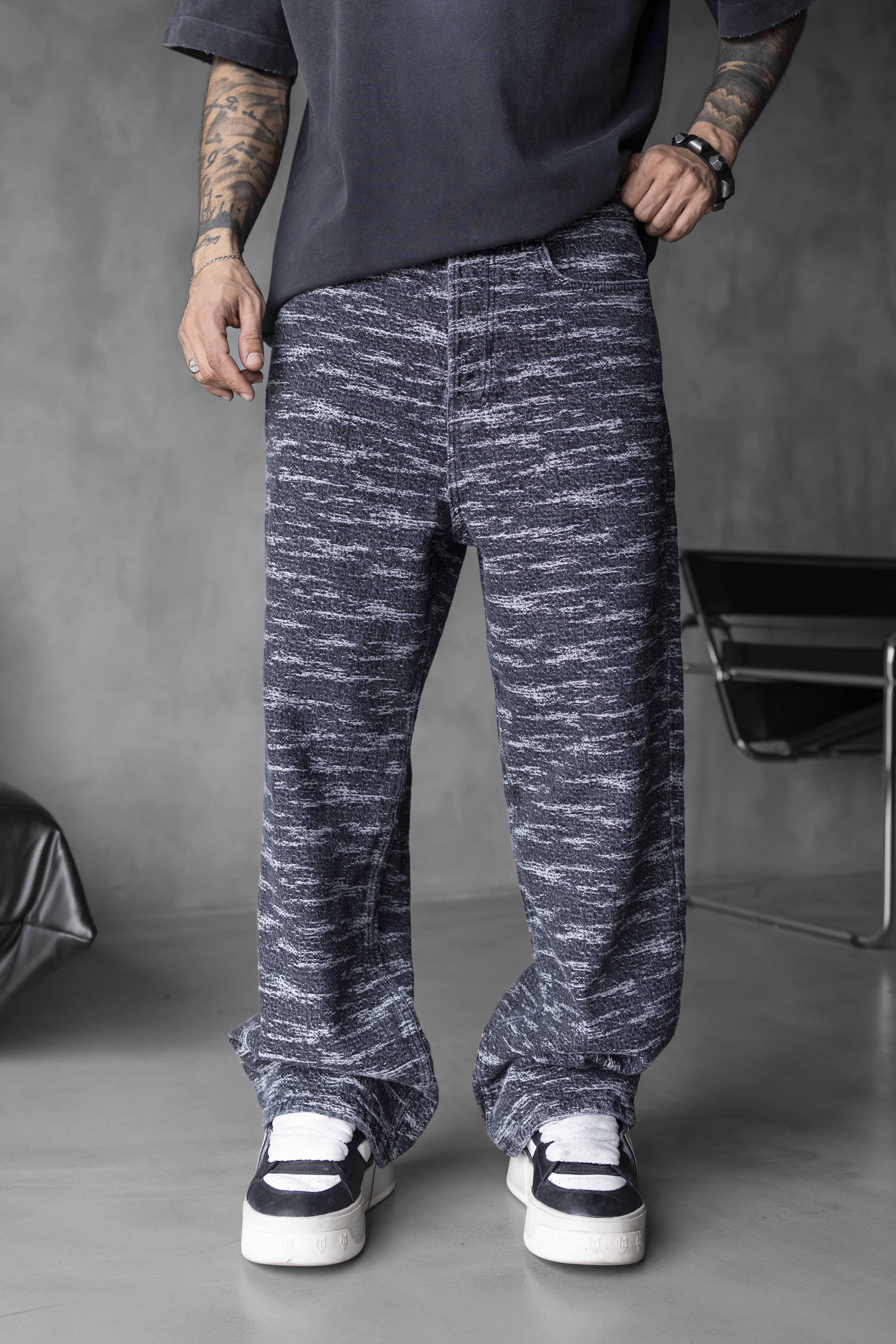 Wave Pattern Textured Denim Pants