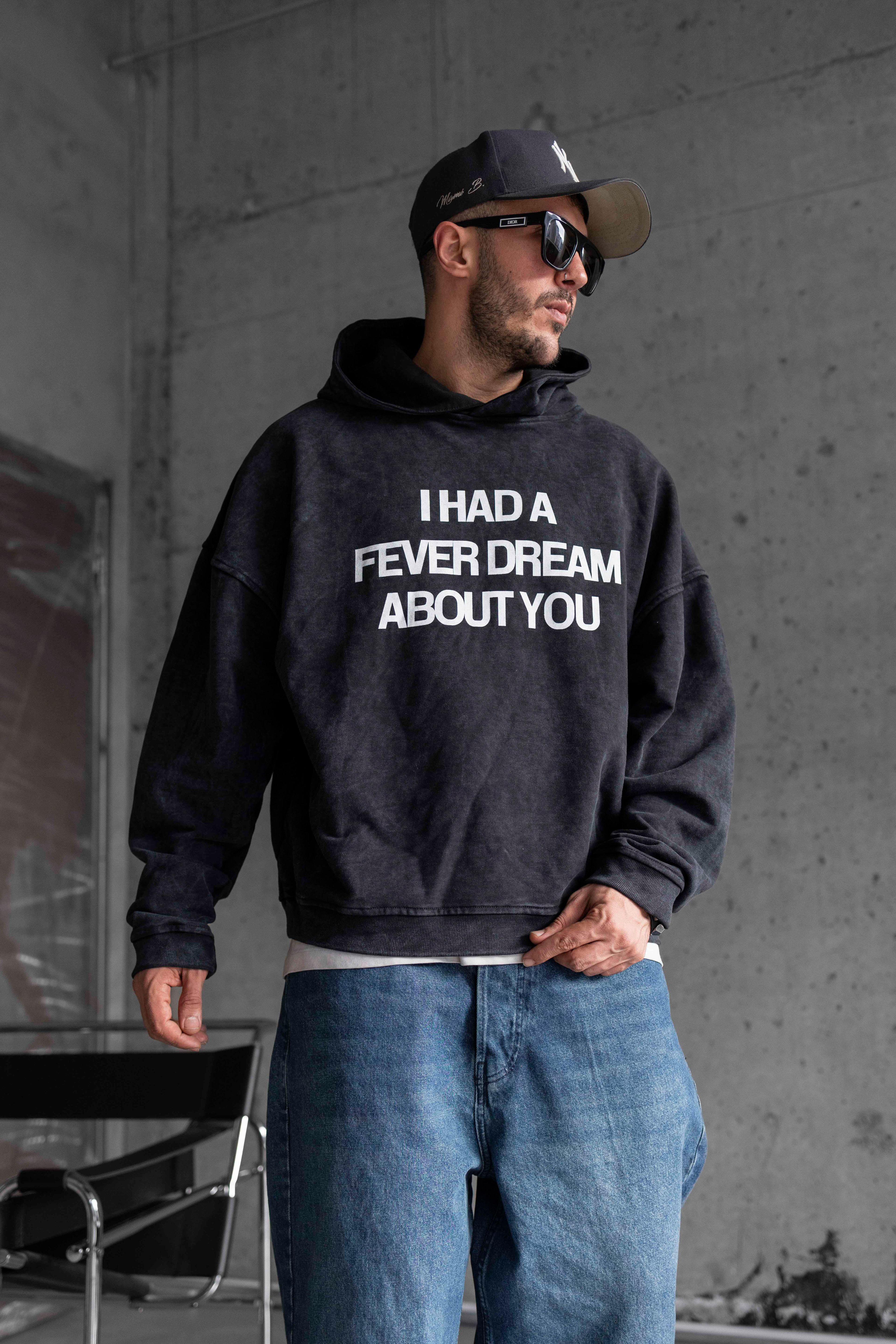 Fever Dream Yazılı Yıkamalı Oversize Sweatshirt
