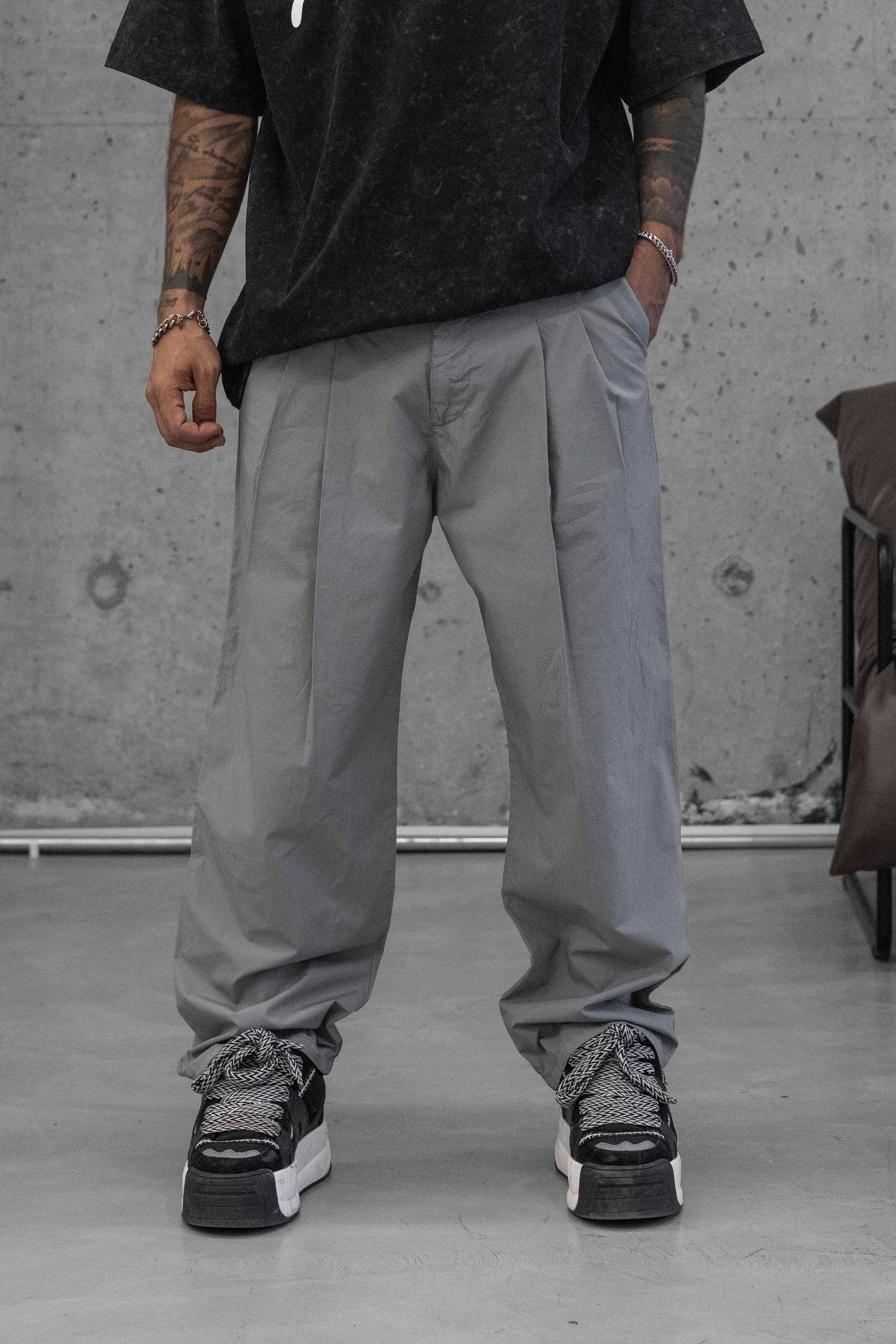 İki Tonlu Pileli Geniş Paça Pantolon – Relaxed Fit - GRİ