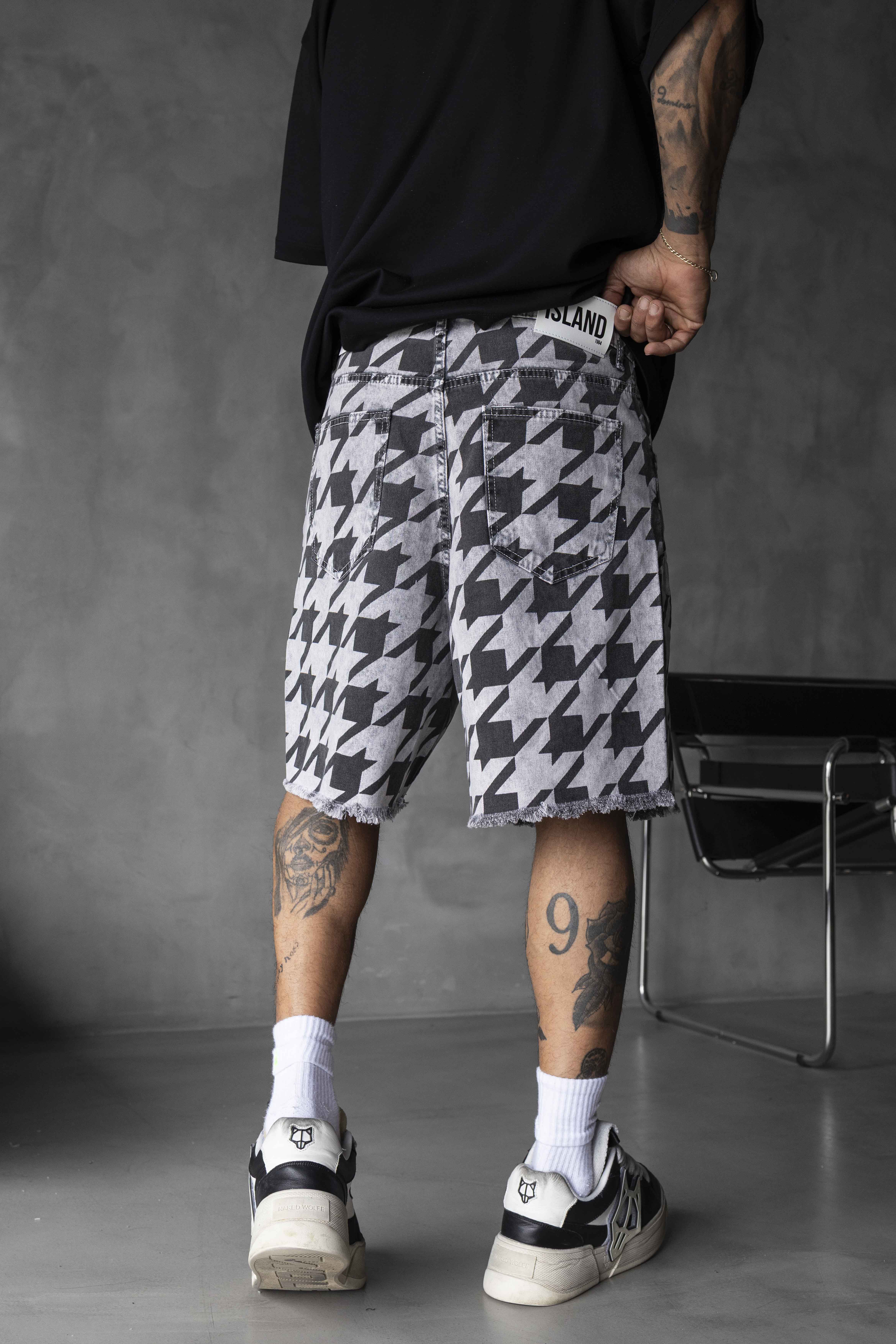 Oversized Houndstooth Pattern Denim Shorts