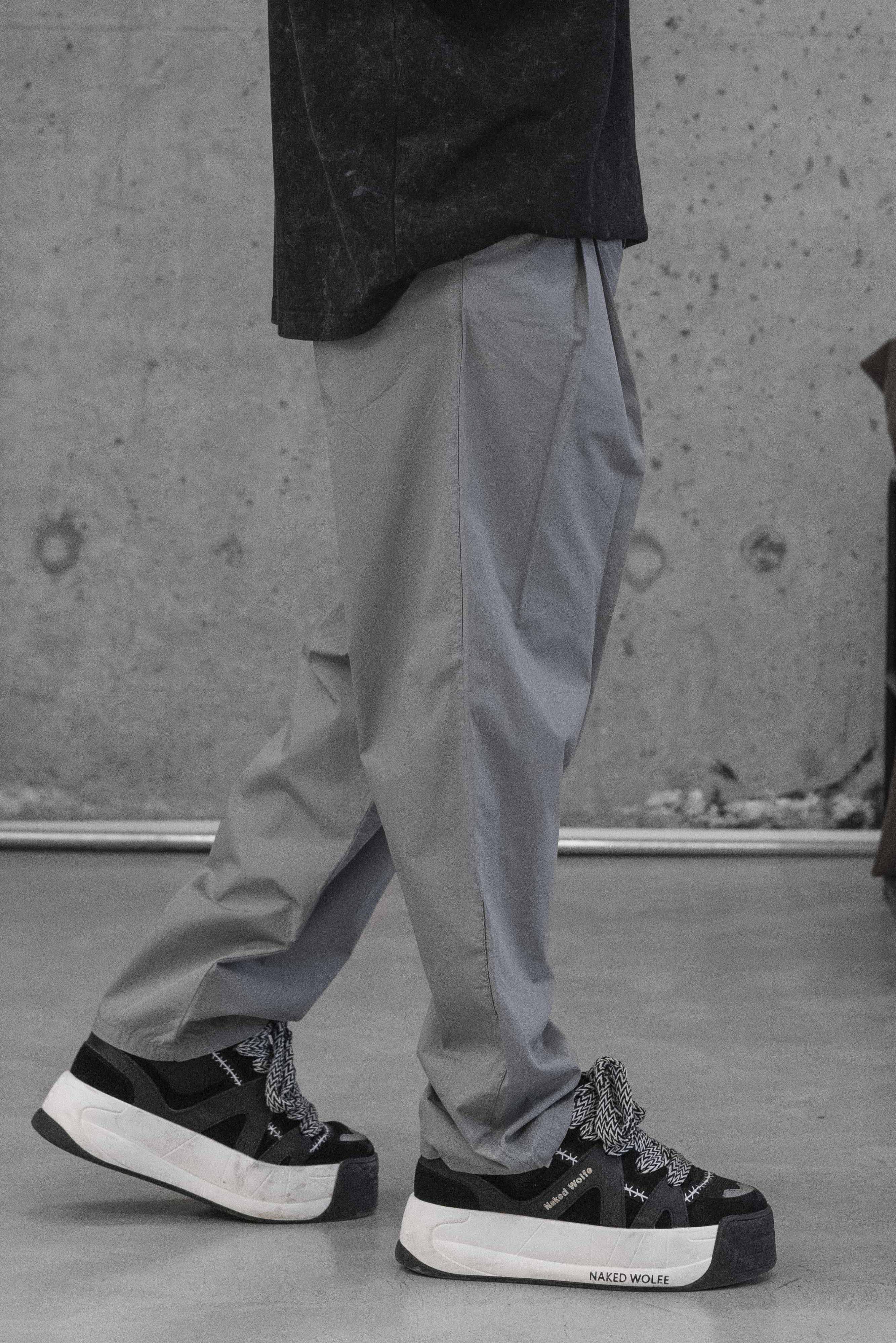 Wide Pleated Trousers