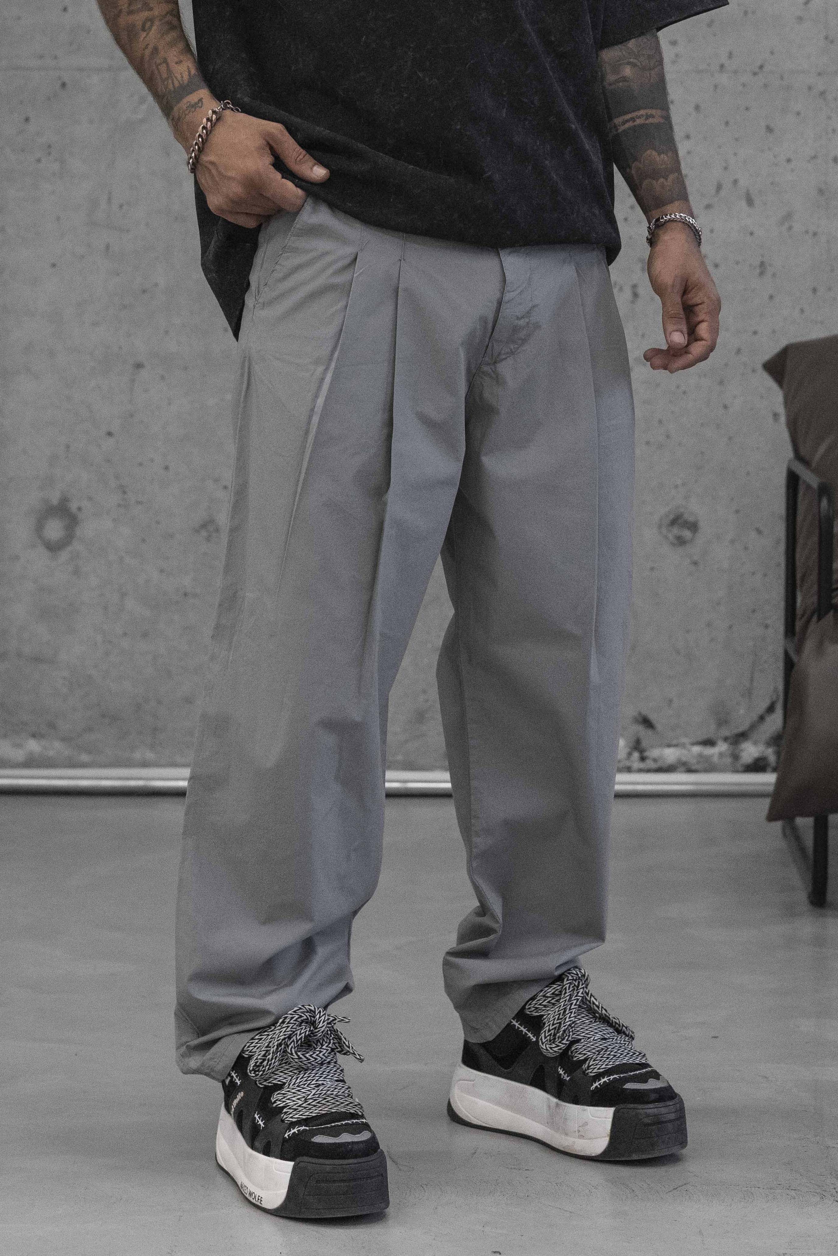 Wide Pleated Trousers