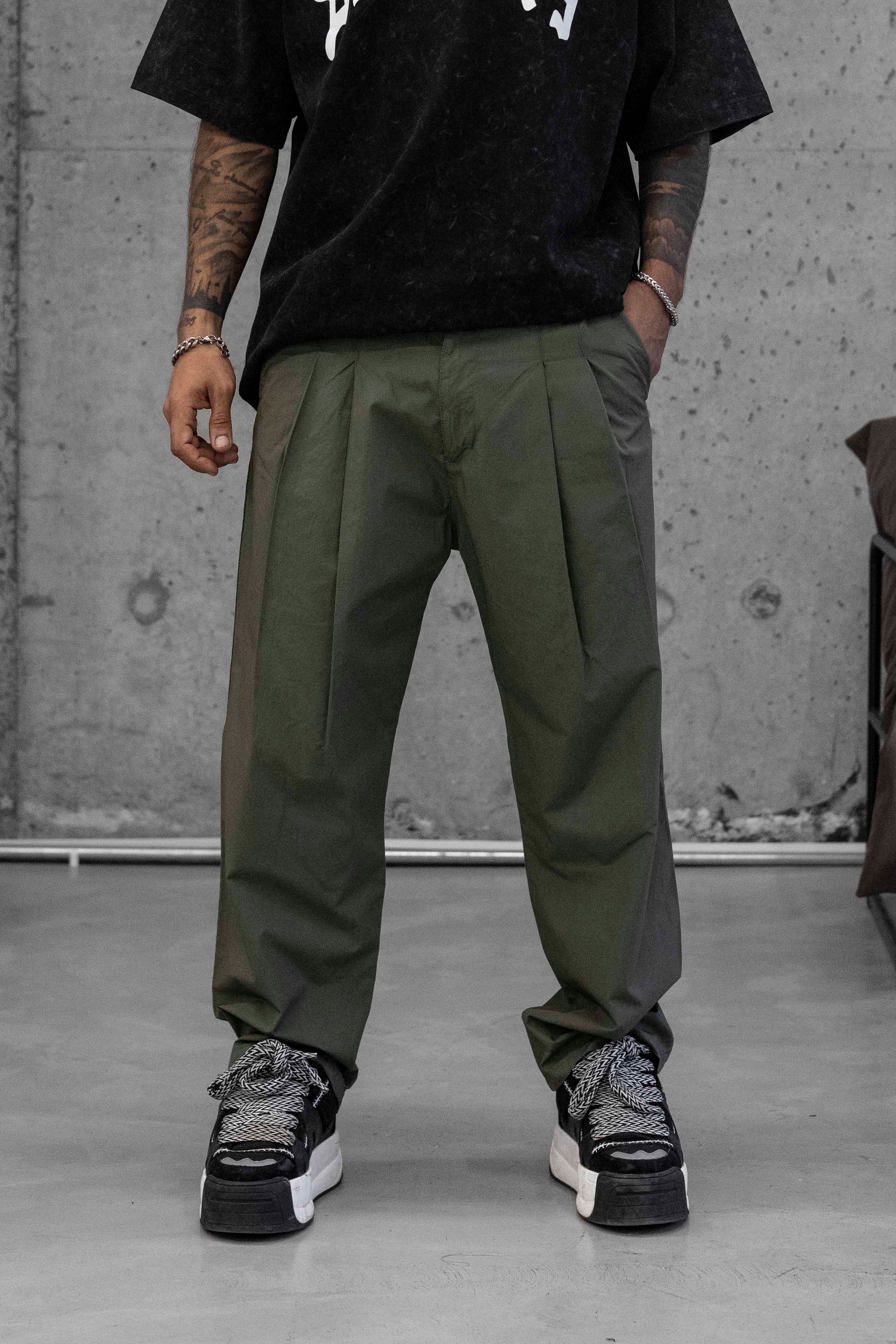 İki Tonlu Pileli Geniş Paça Pantolon – Relaxed Fit - YEŞİL