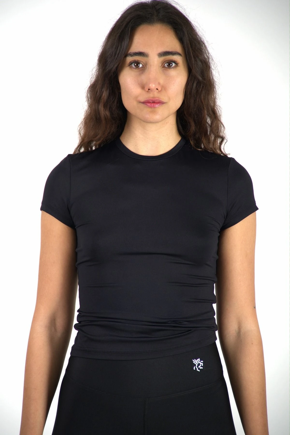 Siyah Bedene Oturan Tişört Long Fitted