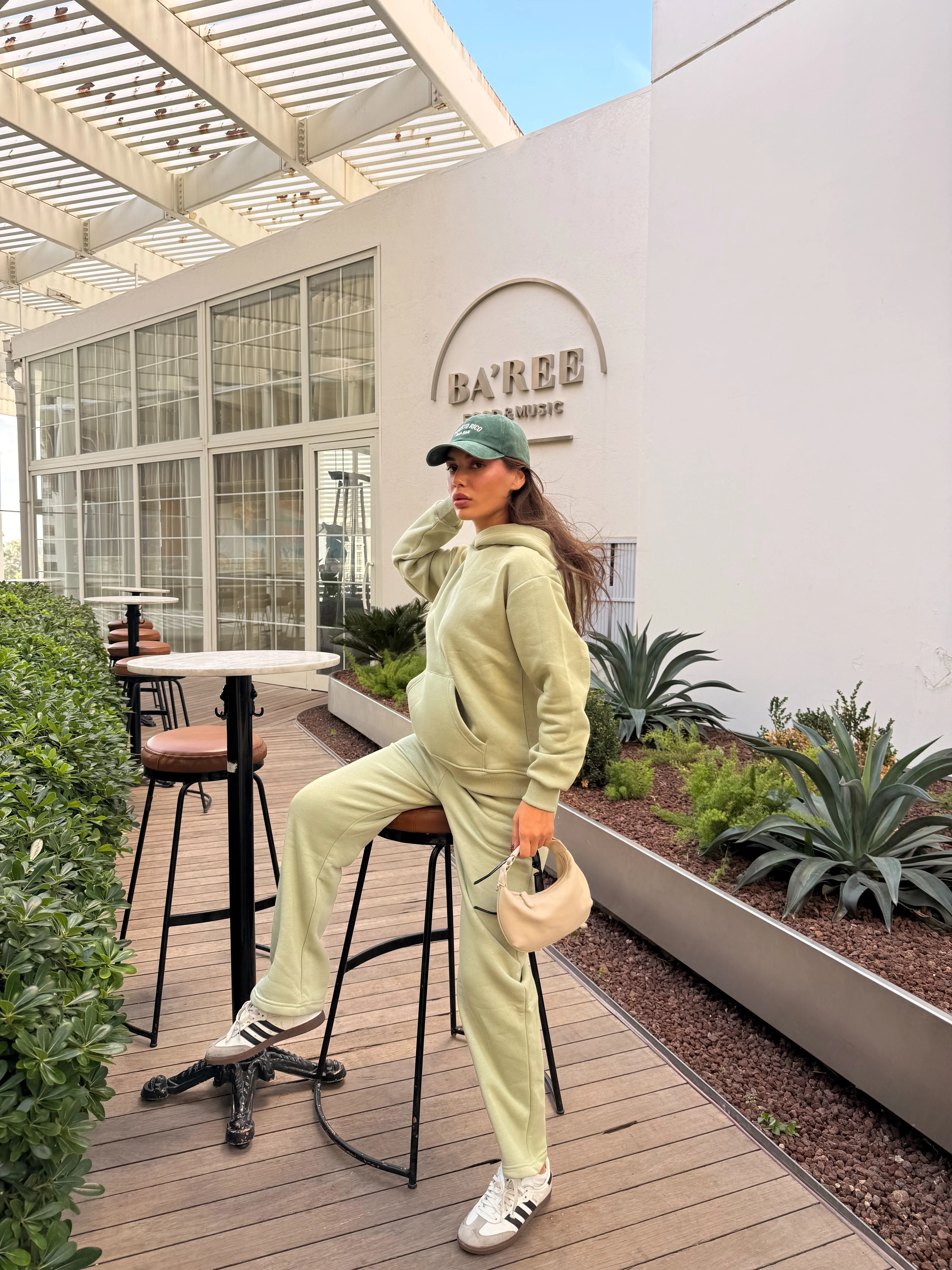 Zamansız Şıklıkta Kadın Oversize Hoodie ve Eşofman Takımı - Mint Yeşil