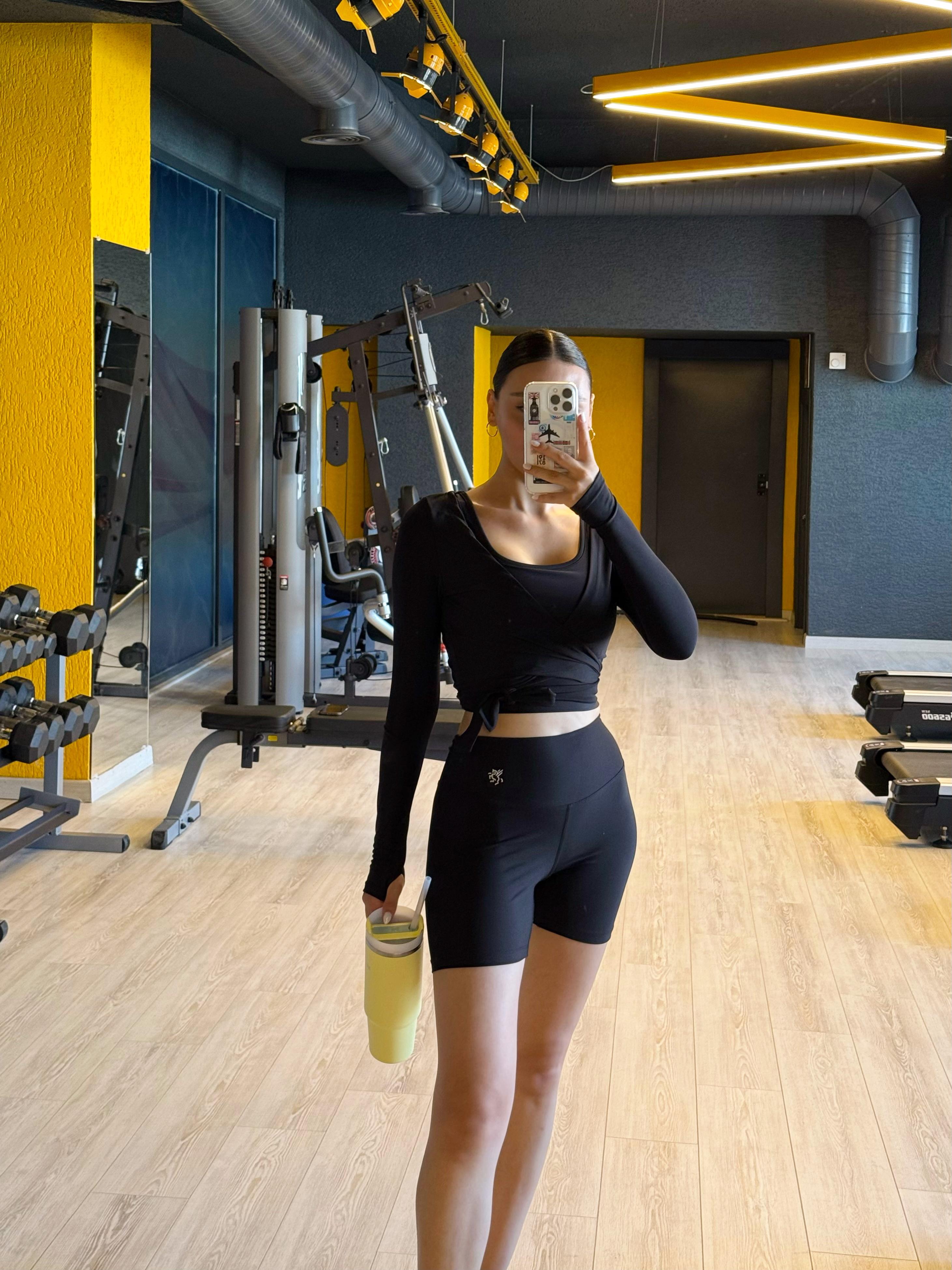 Kadın Yüksek Bel Toparlayıcı Biker Şort Kısa Spor Tayt