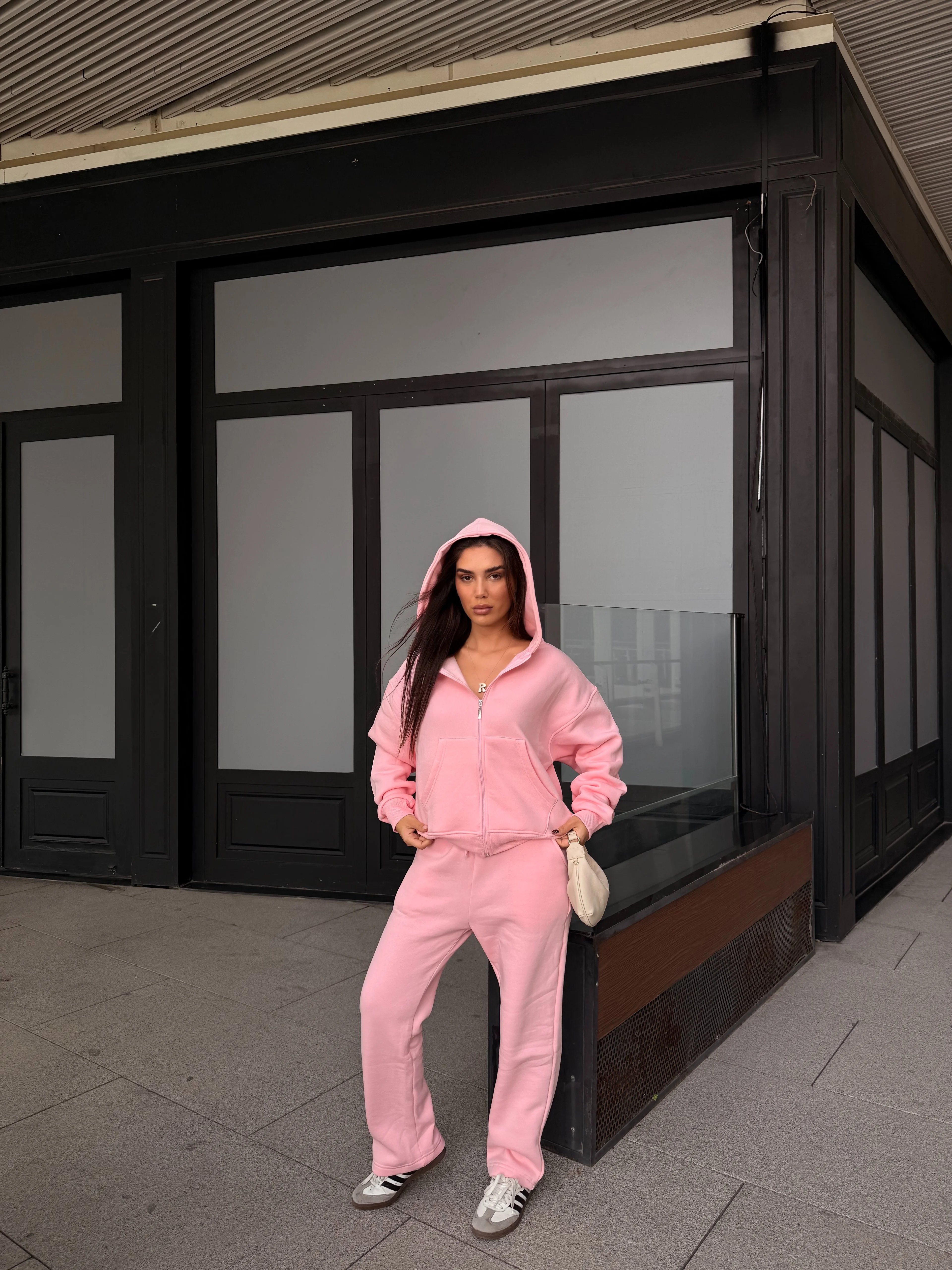 İçi Polar Oversize Kesim Kapüşonlu Fermuarlı 3 İplik Kadın Eşofman Takımı