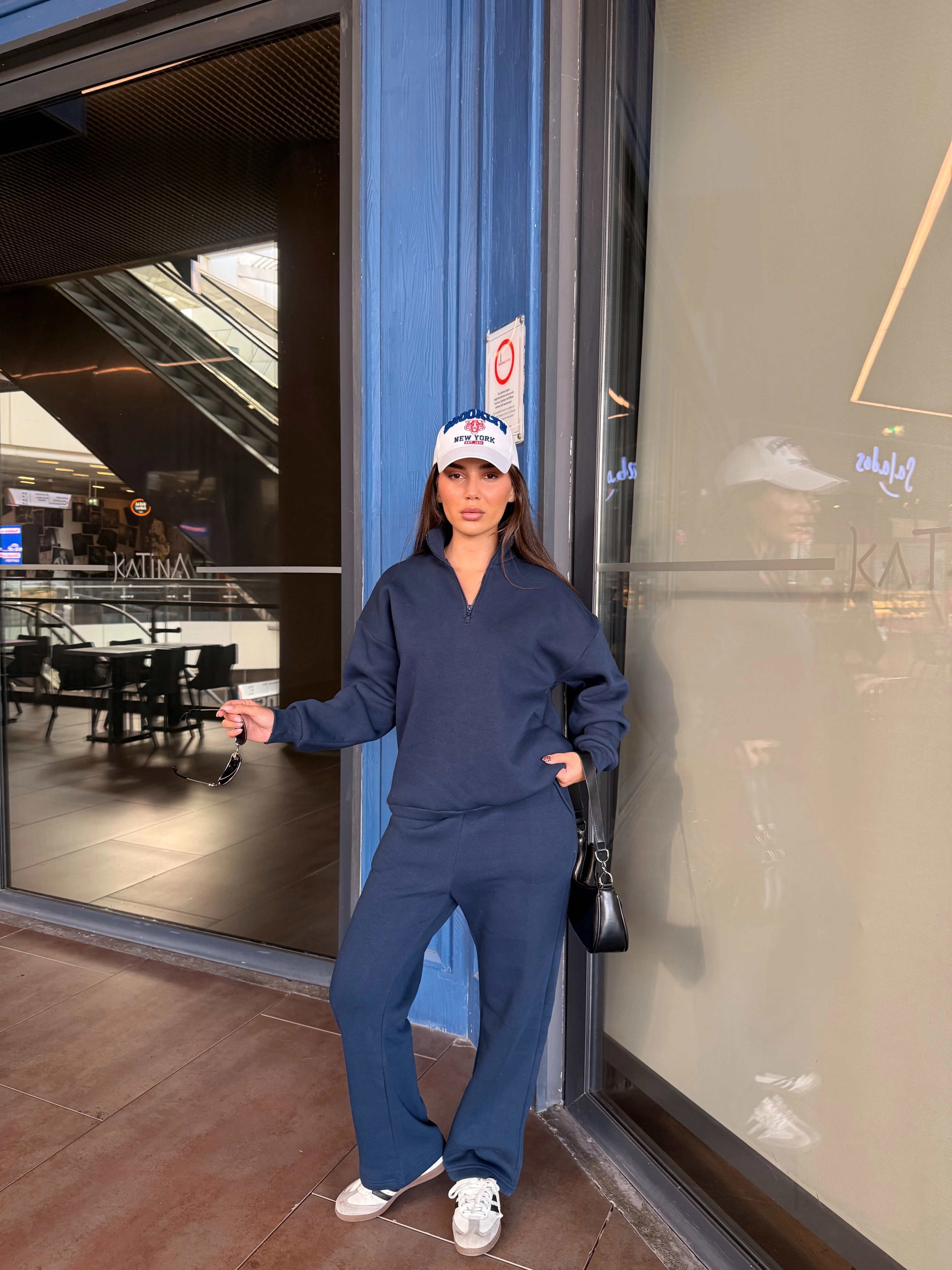 İçi Polar Oversize Kesim Boğaz Fermuarlı 3 İplik Kadın Eşofman Takım