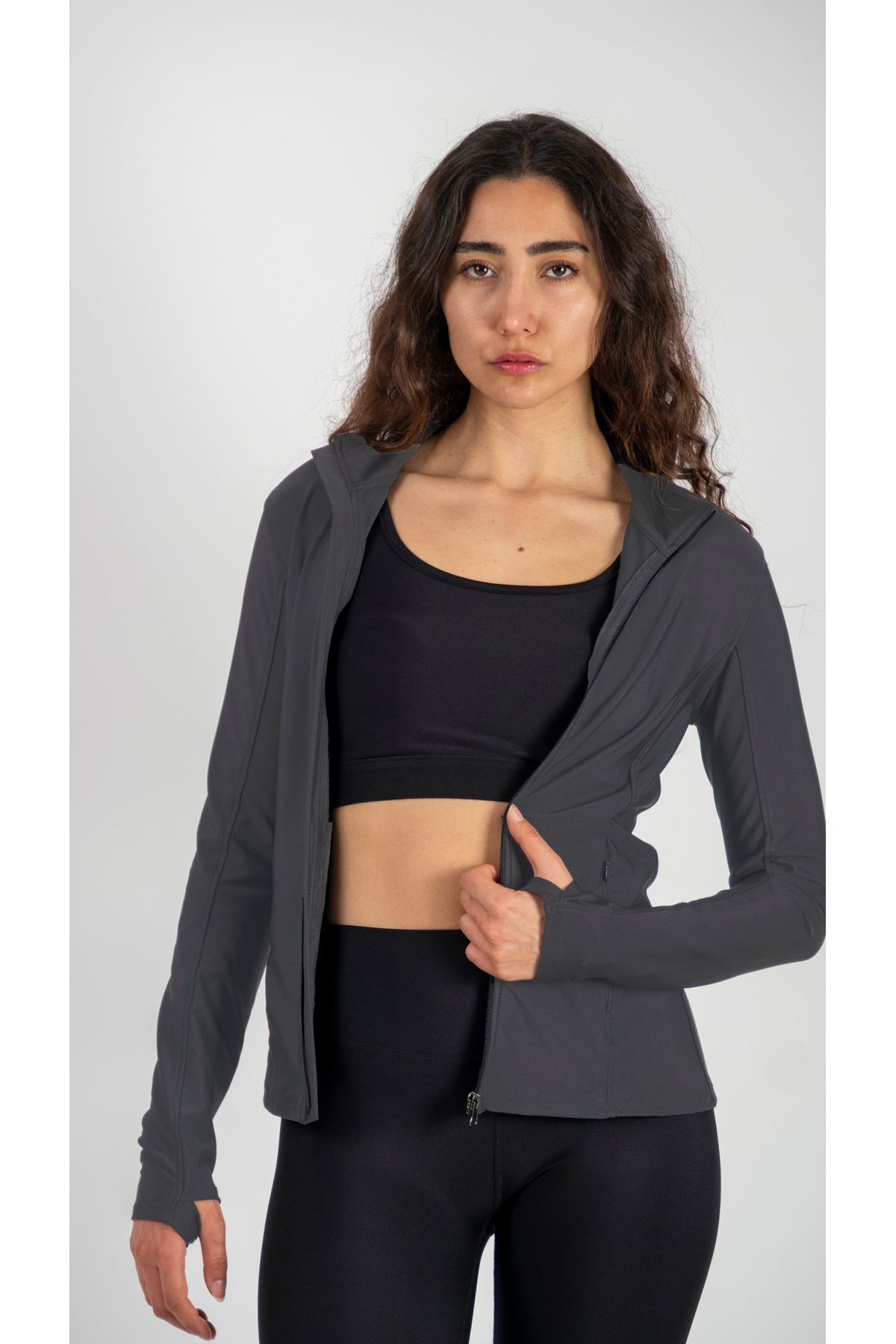 Fermuarlı Çift Cepli Parmak Geçmeli Slim Fit Spor Ceketi Gri - Gri