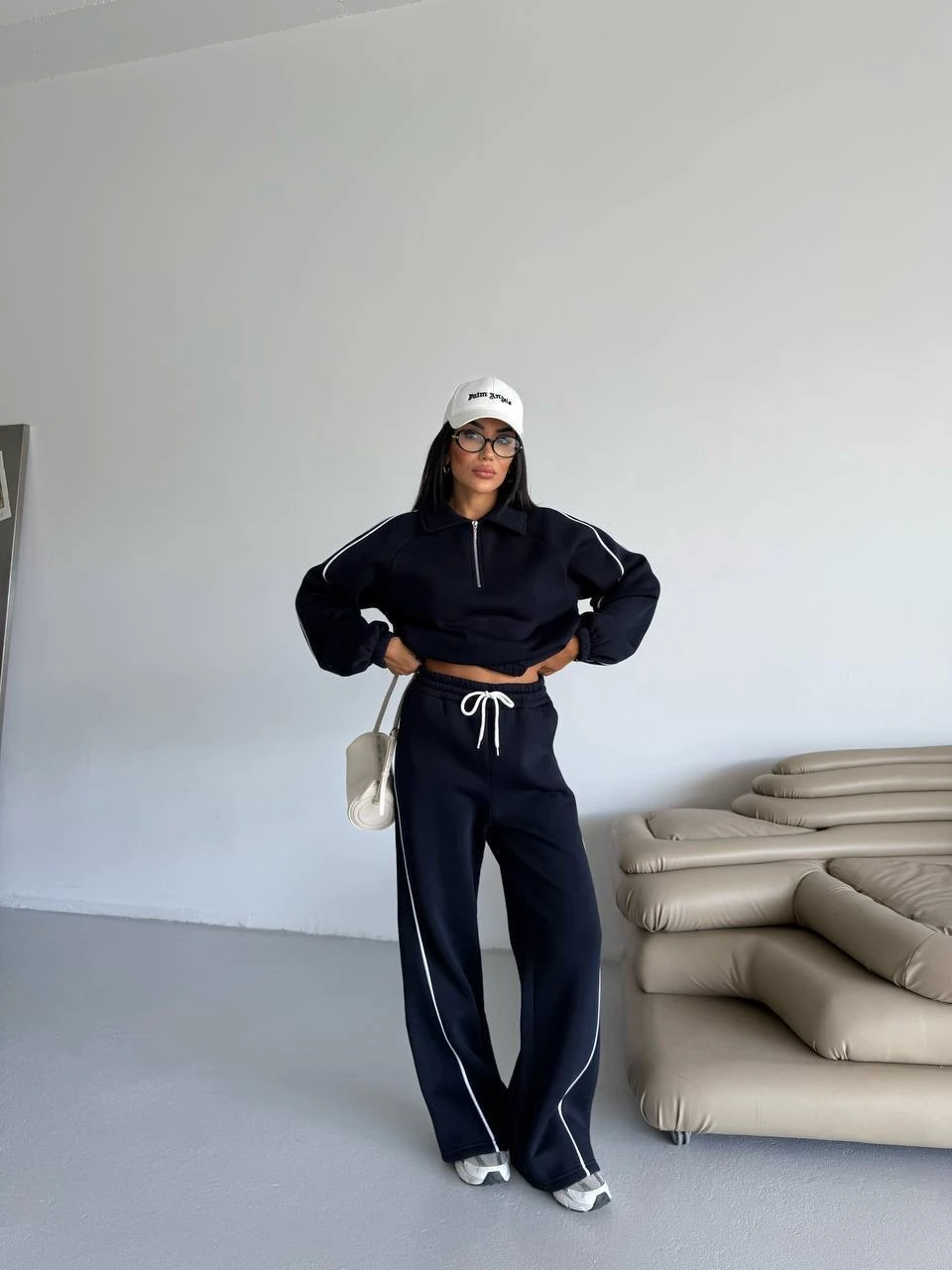 Dinamik Çizgili 3 İplik Crop Sweatshirt ve Geniş Paça Eşofman Takımı