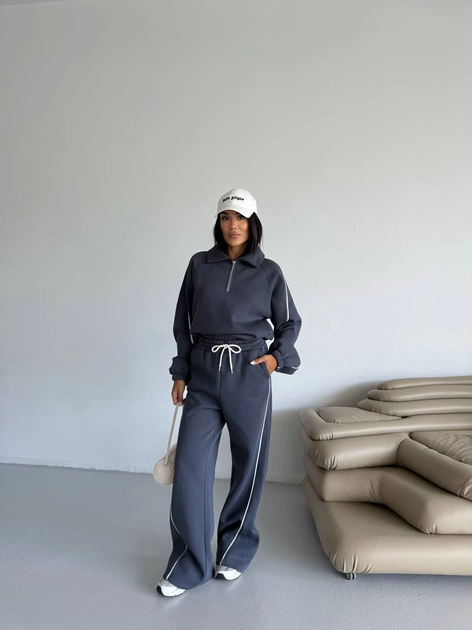 Dinamik Çizgili 3 İplik Crop Sweatshirt ve Geniş Paça Eşofman Takımı - Antrasit