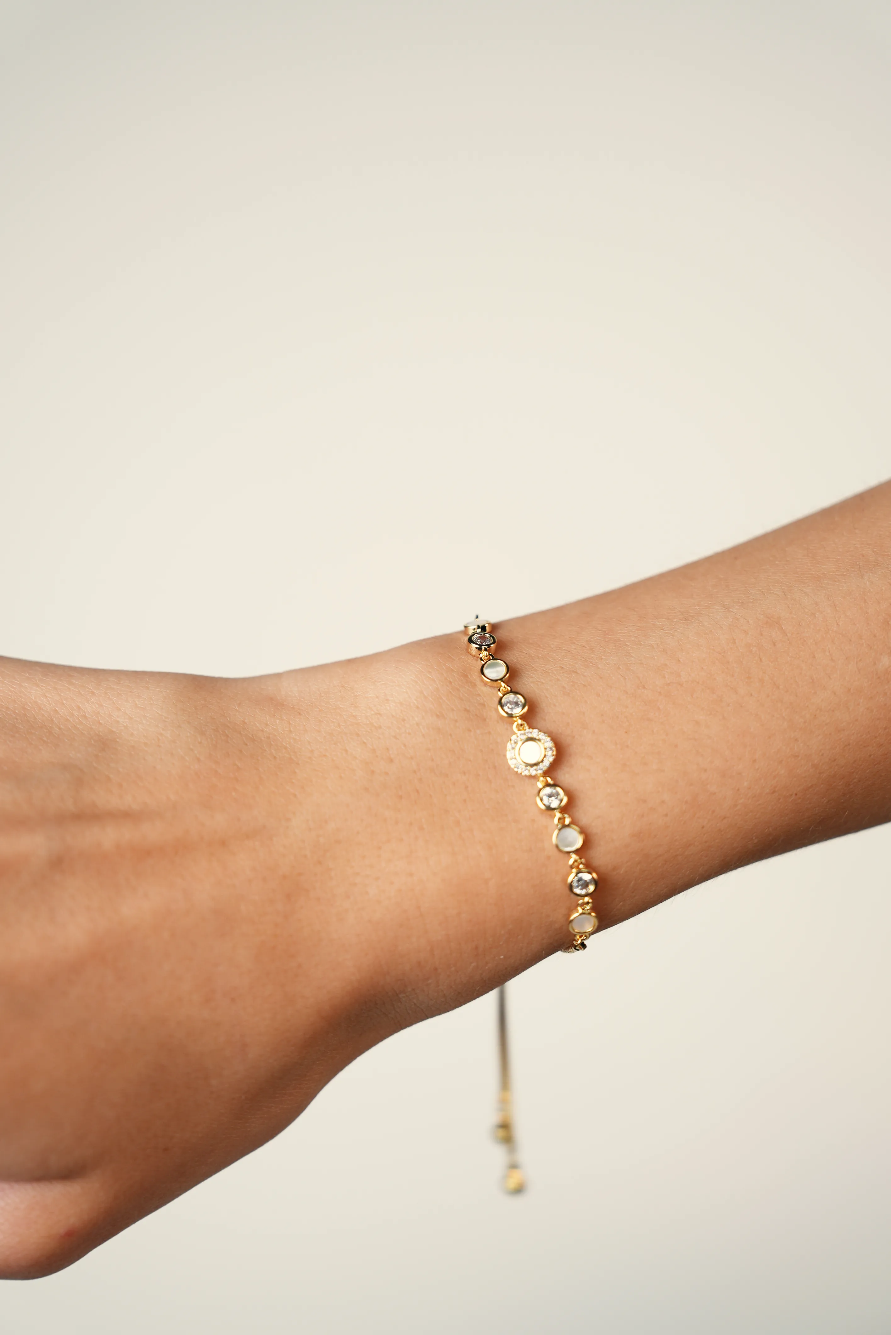 Mermer Detaylı Gold Bileklik