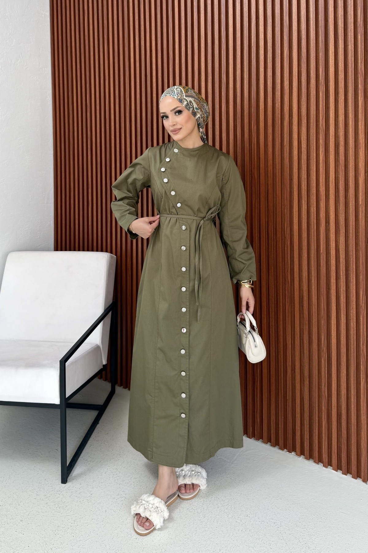 Çıtçıtlı İnce Gabardin Elbise 75-1187