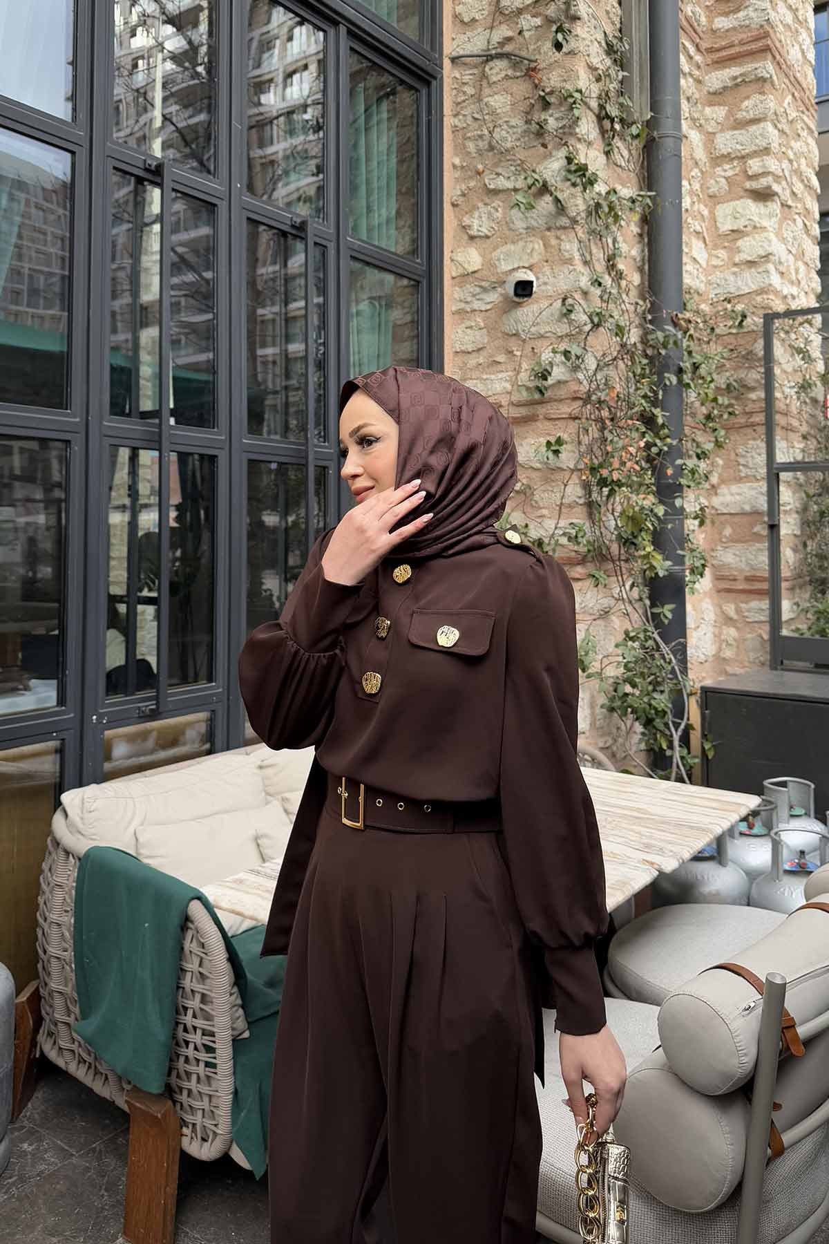 Düğme Detaylı Takım 32-2310
